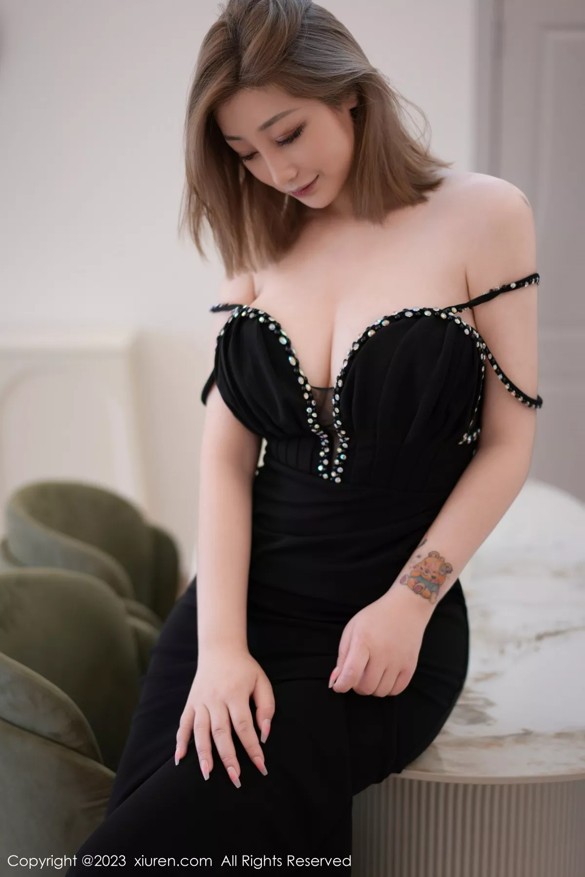 图片[11]-[XiuRen秀人网]第7427期妲己写真-秀人集