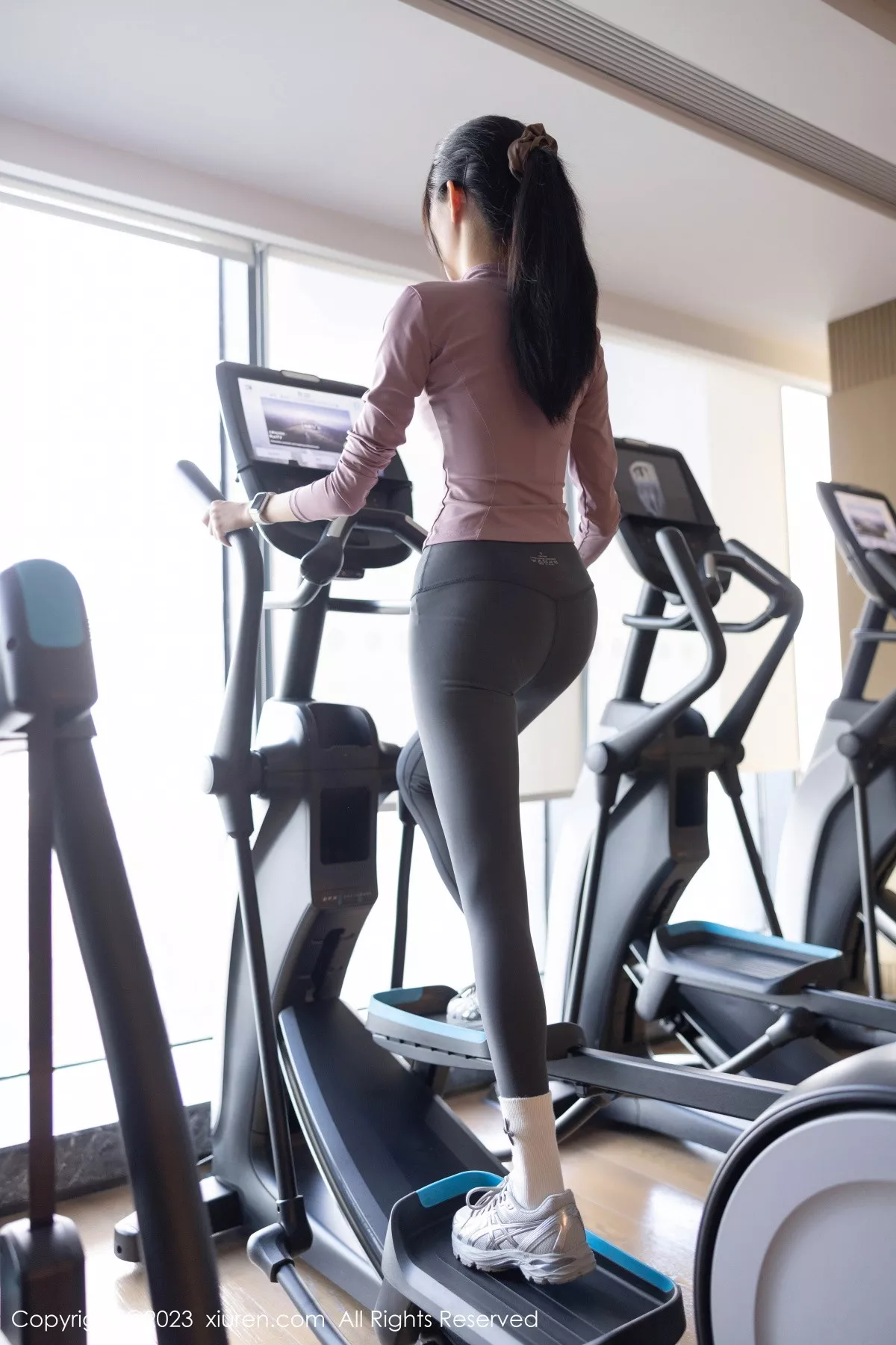 图片[2]-[XiuRen秀人网]第7438期程程程写真-秀人集