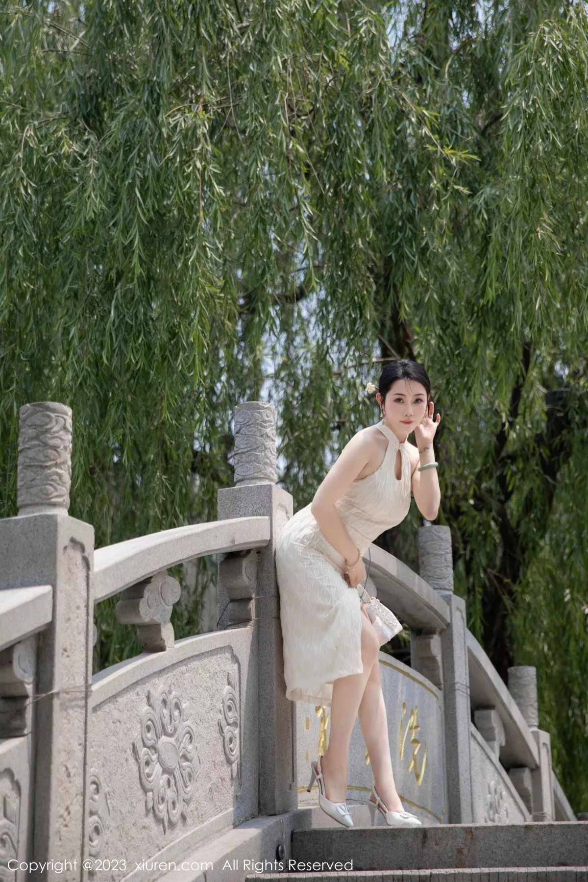 图片[14]-[XiuRen秀人网]第7435期严利娅写真-秀人集