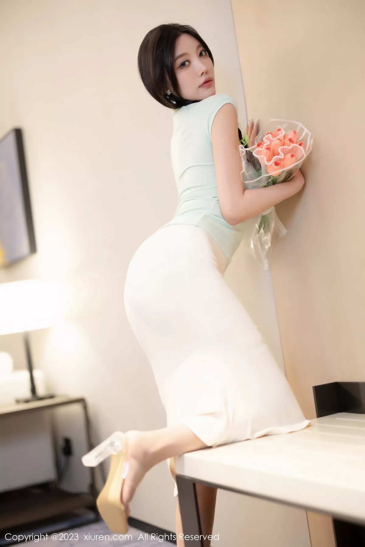 图片[16]-[XiuRen秀人网]第7481期杨晨晨写真-秀人集