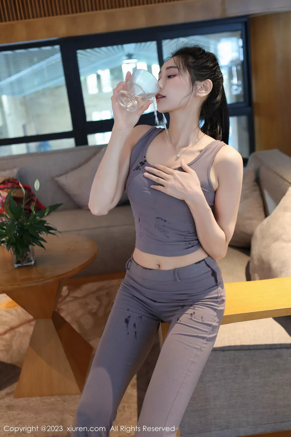 图片[13]-[XiuRen秀人网]第7512期草莓mm写真-秀人集