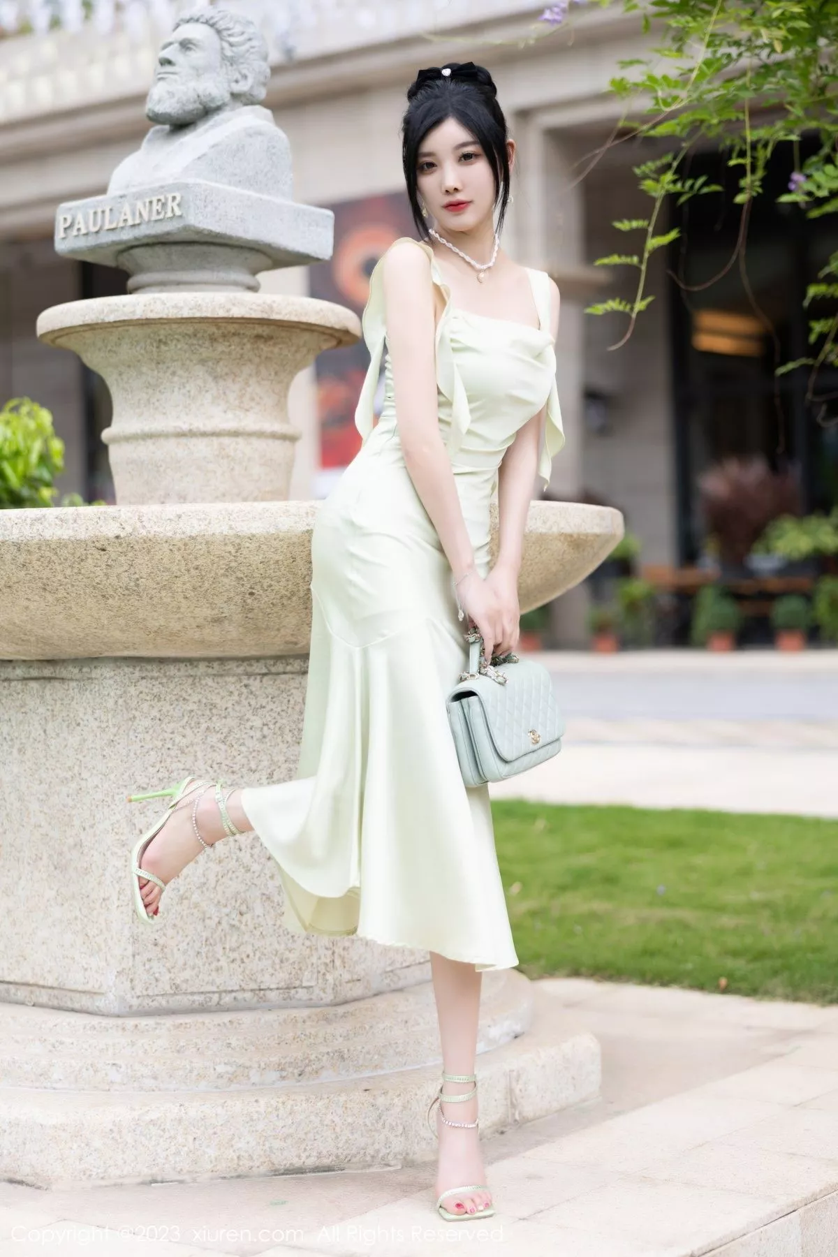 图片[8]-[XiuRen秀人网]第7410期杨晨晨写真-秀人集