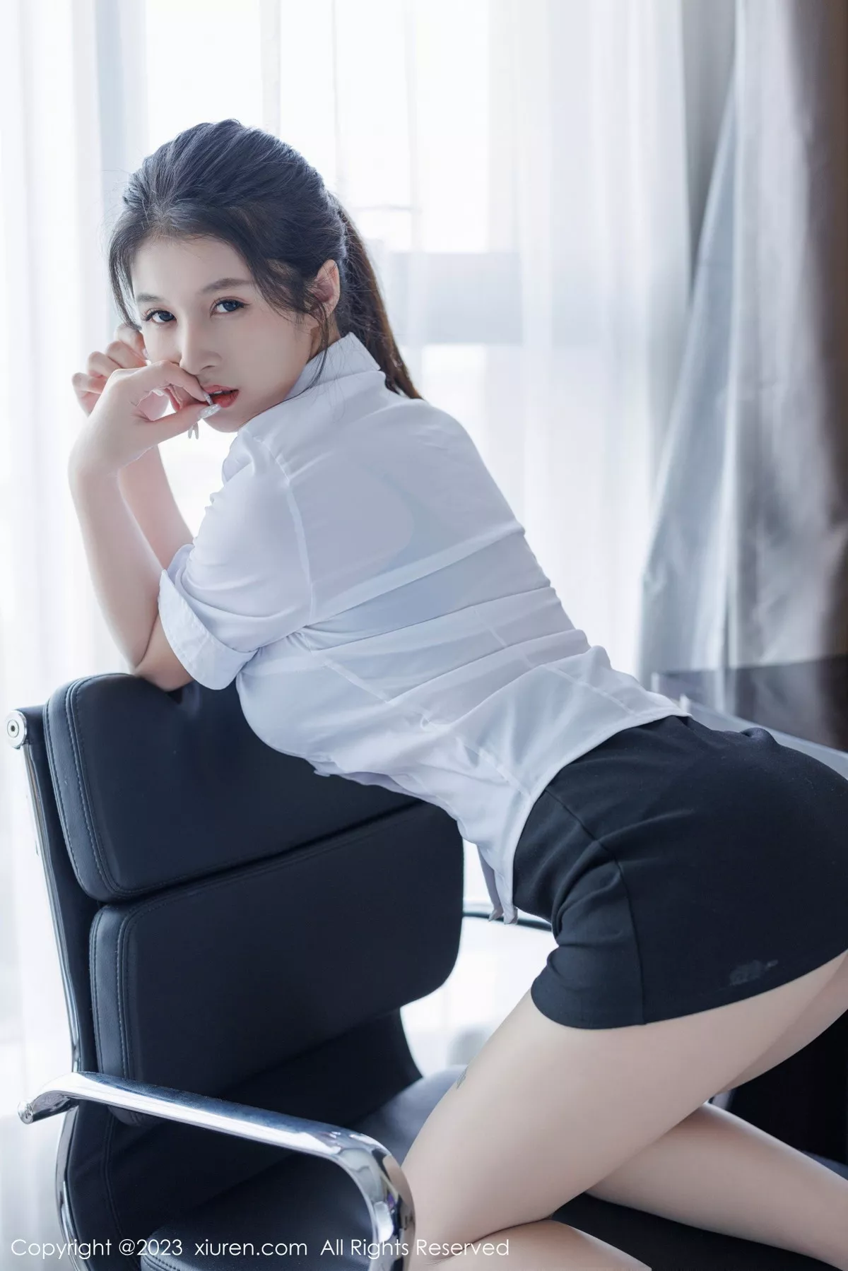 图片[6]-[XiuRen秀人网]第7406期灵诗怡写真-秀人集