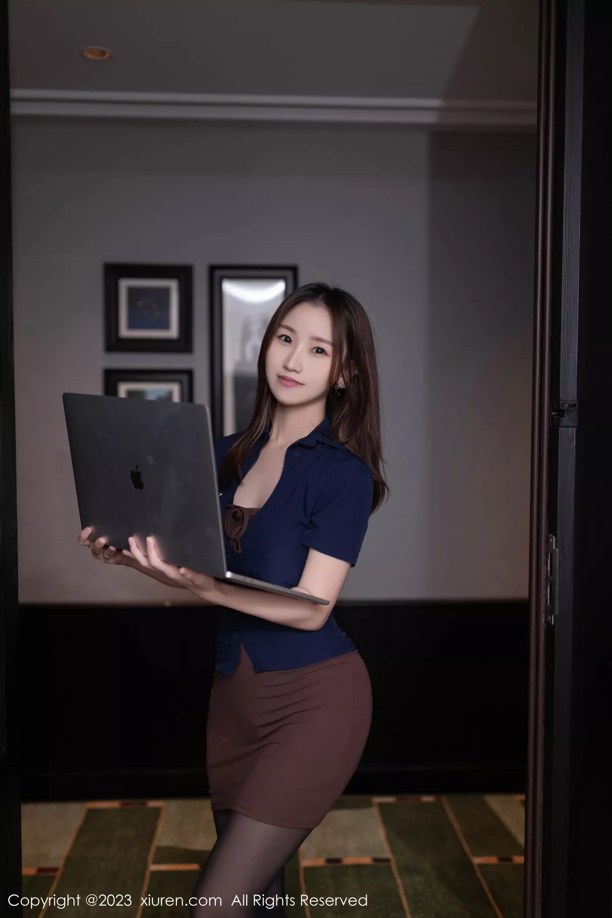 [XiuRen秀人网]第7417期杏子写真-秀人集