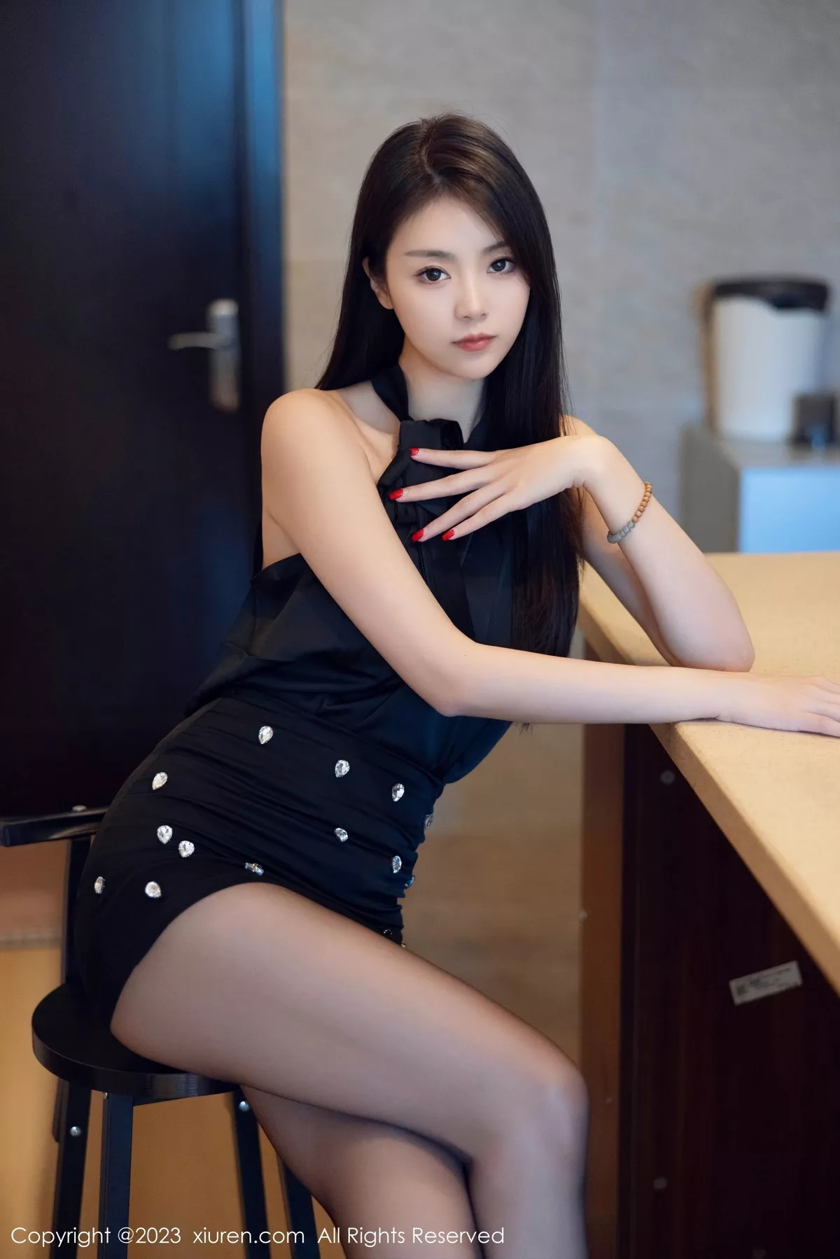 图片[6]-[XiuRen秀人网]第7535期可乐写真-秀人集