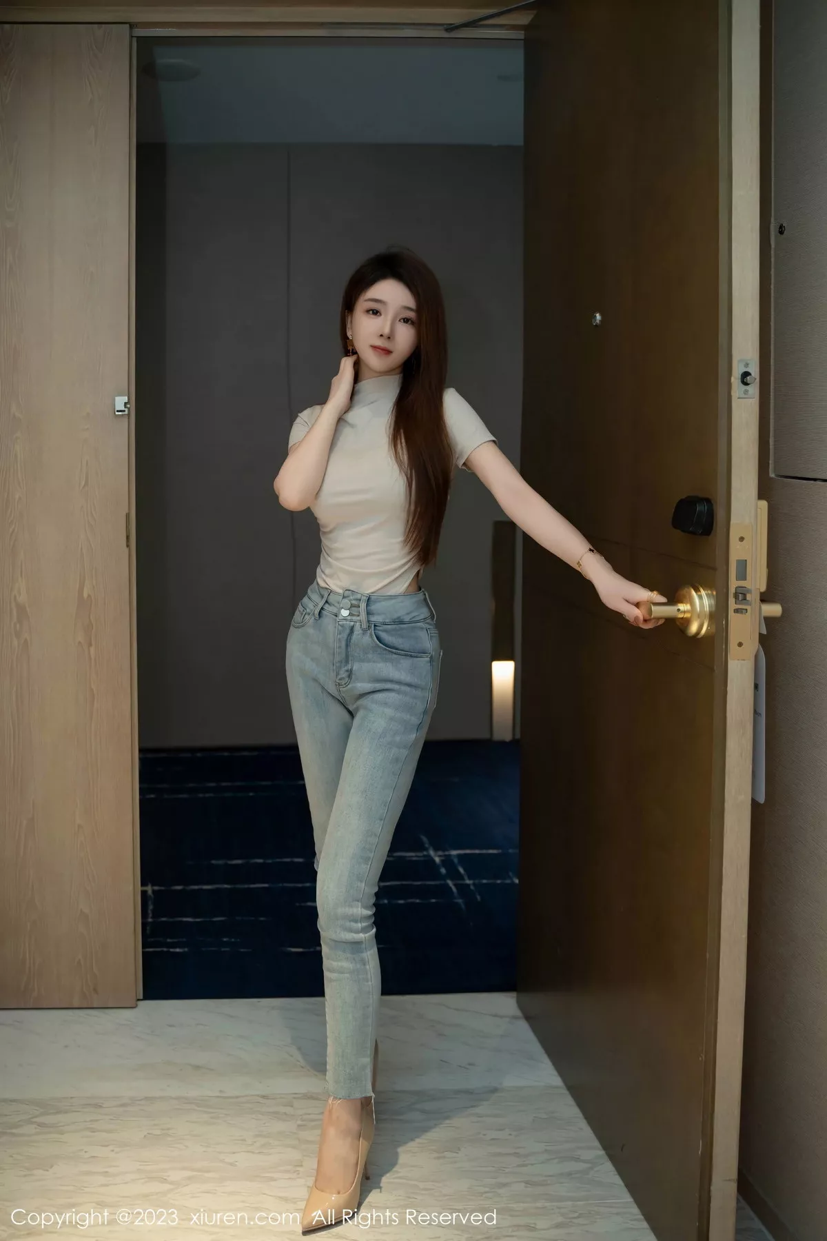 图片[11]-[XiuRen秀人网]第7586期雨儿baby写真-秀人集