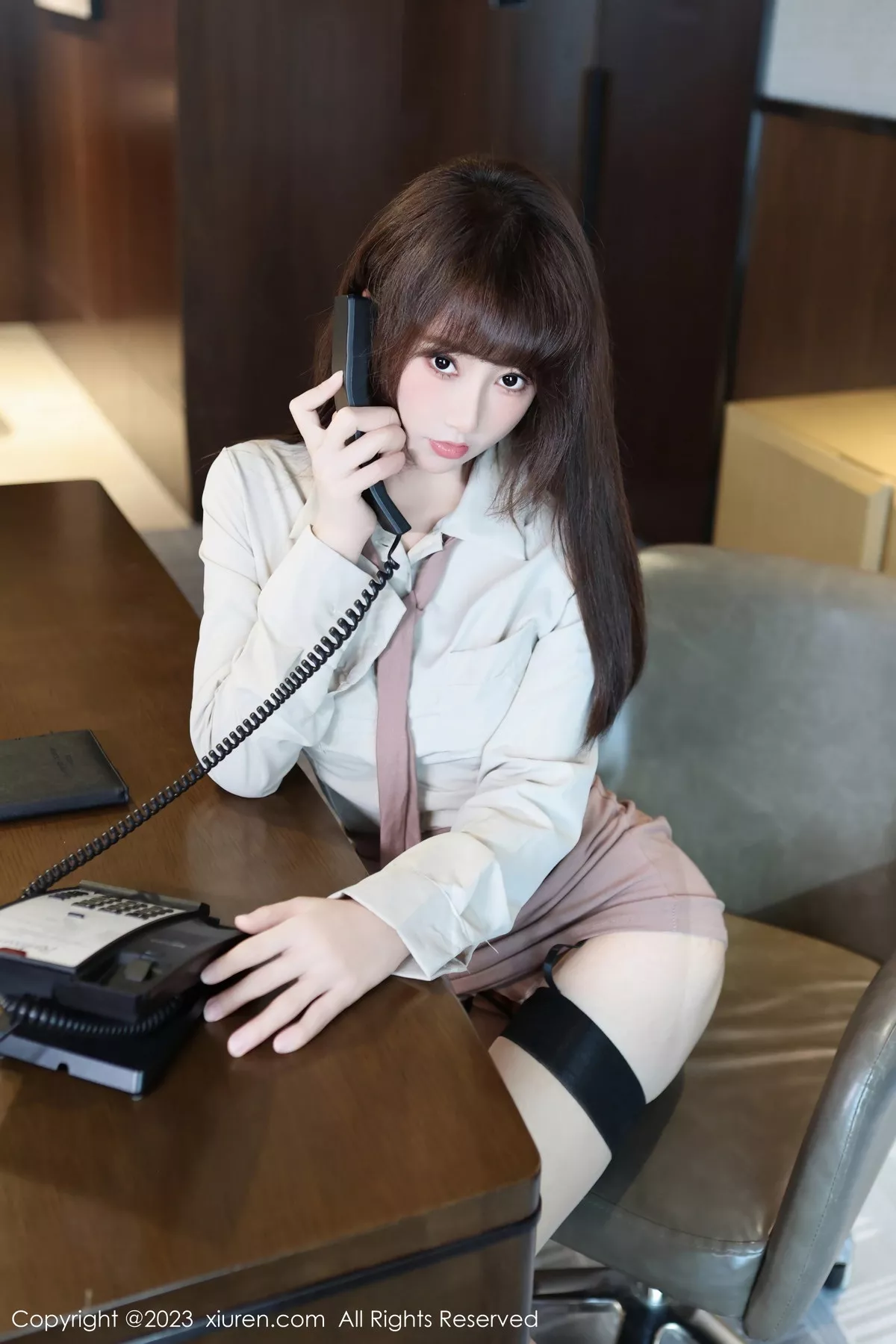 图片[5]-[XiuRen秀人网]第7643期白笑笑写真-秀人集