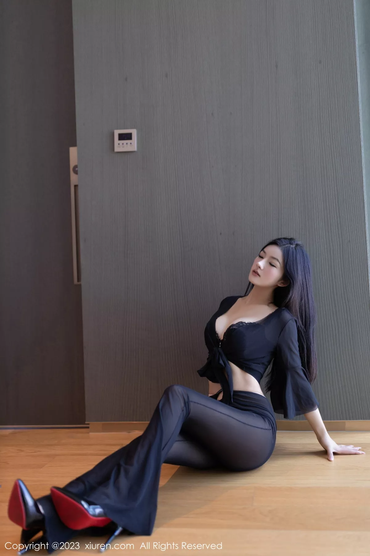 图片[4]-[XiuRen秀人网]第7660期谭小灵写真-秀人集