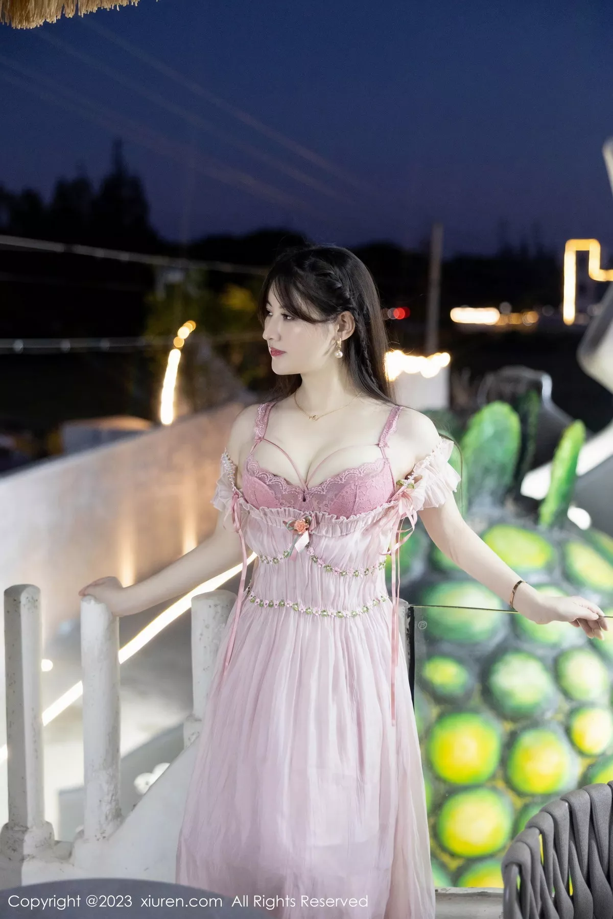 图片[17]-[XiuRen秀人网]第7666期诗诗写真-秀人集