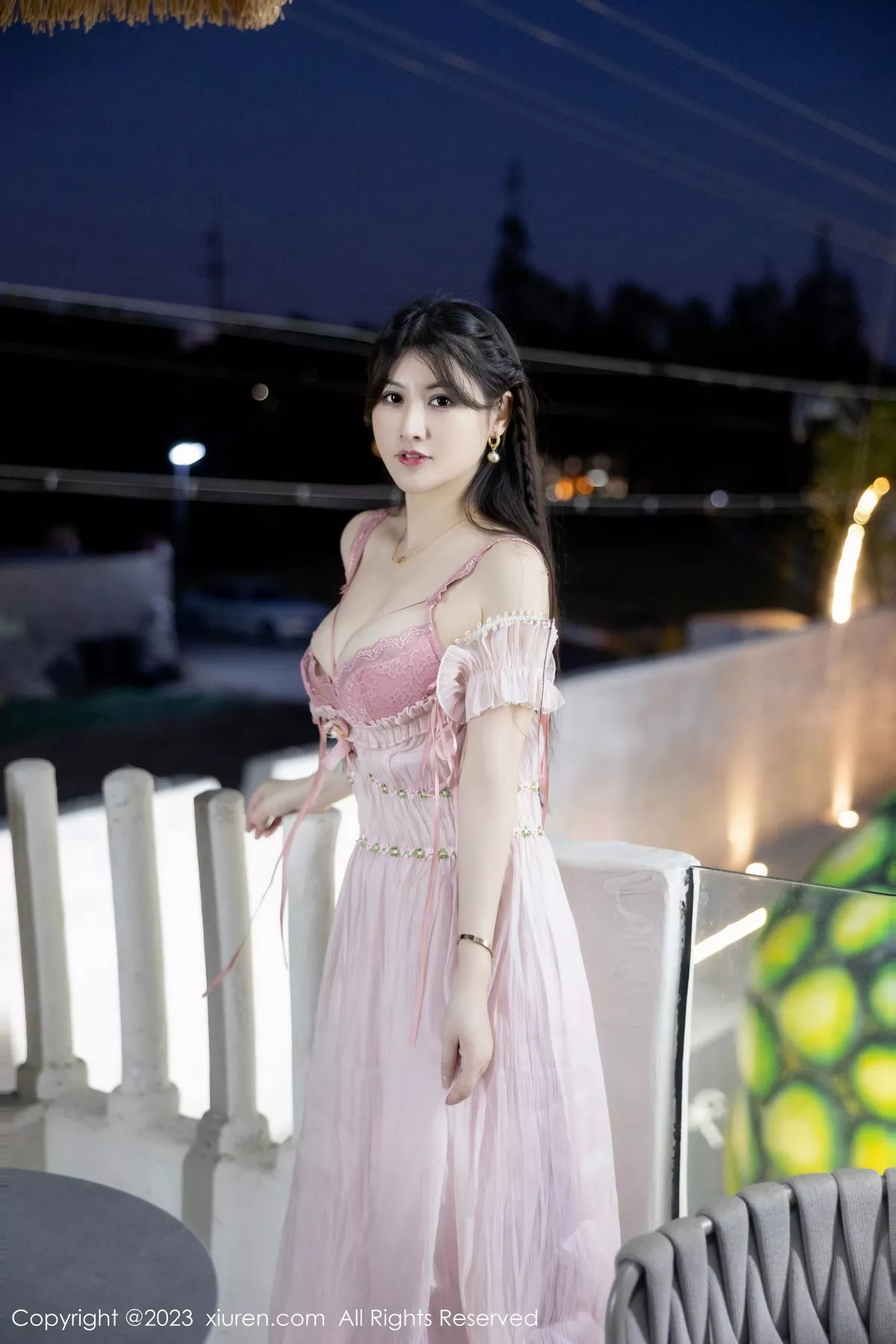 图片[18]-[XiuRen秀人网]第7666期诗诗写真-秀人集