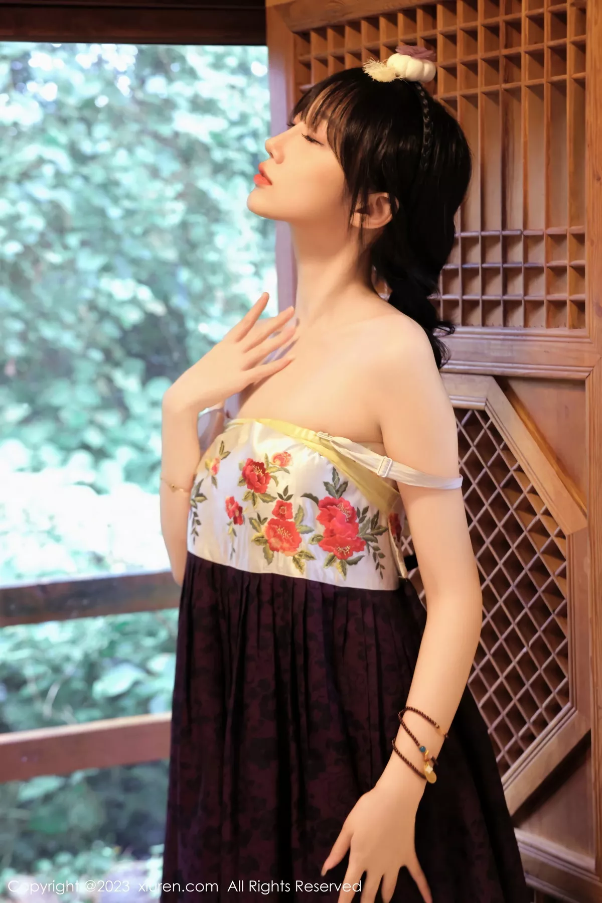 图片[17]-[XiuRen秀人网]第7677期玥儿玥写真-秀人集