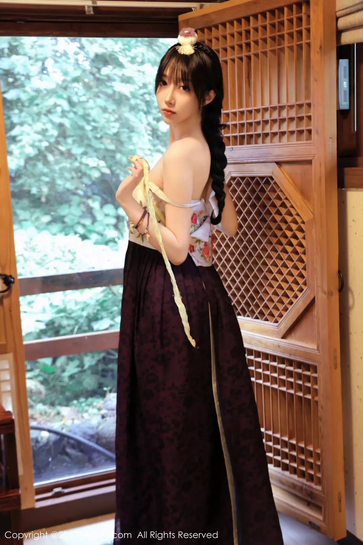 图片[18]-[XiuRen秀人网]第7677期玥儿玥写真-秀人集