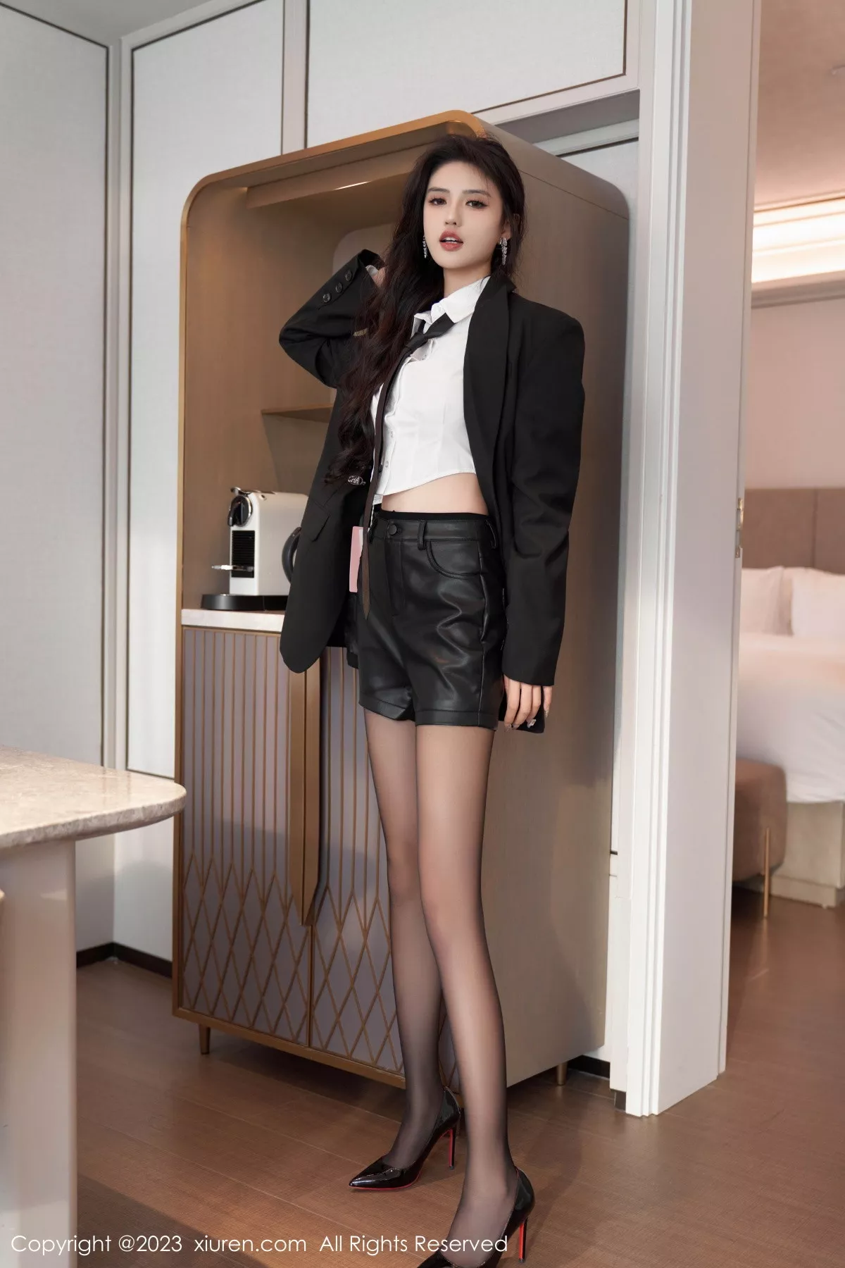 图片[18]-[XiuRen秀人网]第7560期浅浅写真-秀人集