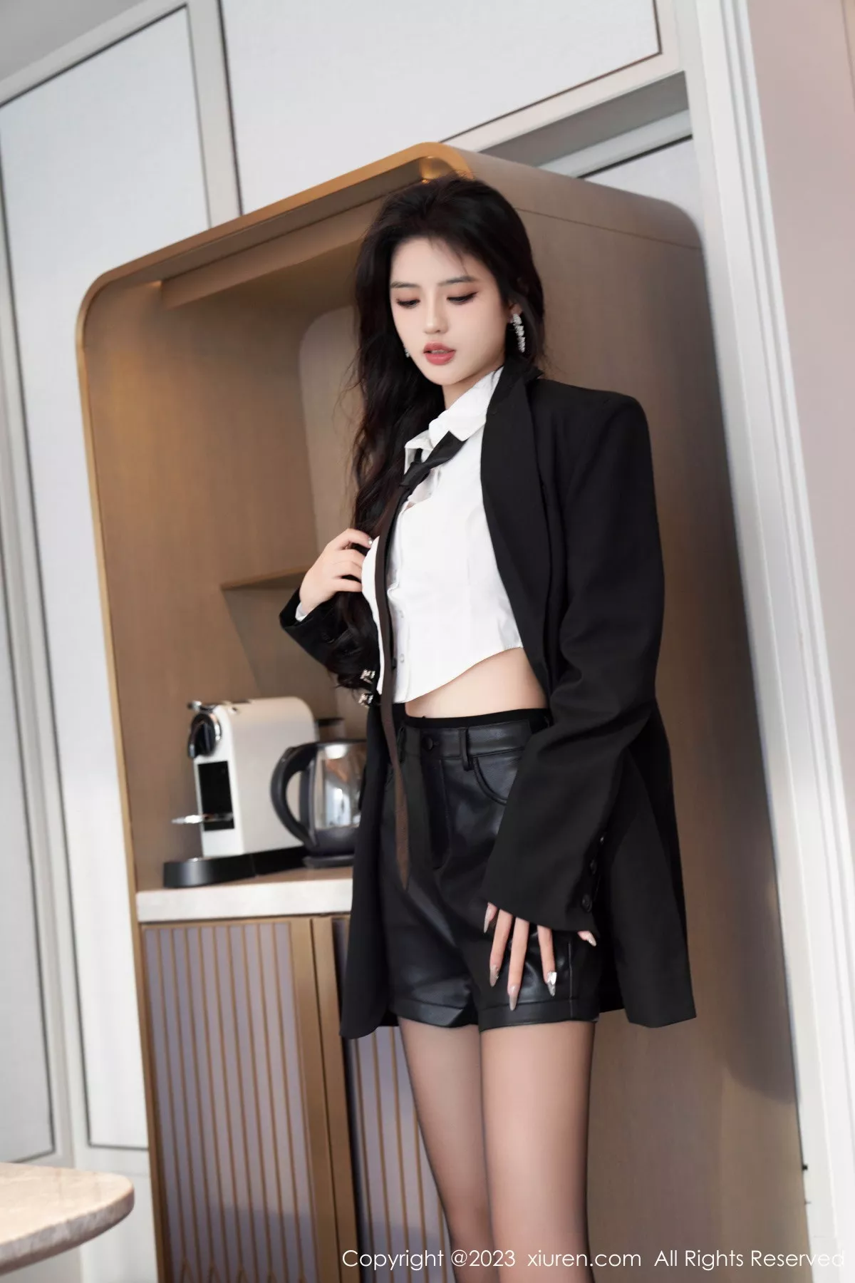 图片[19]-[XiuRen秀人网]第7560期浅浅写真-秀人集