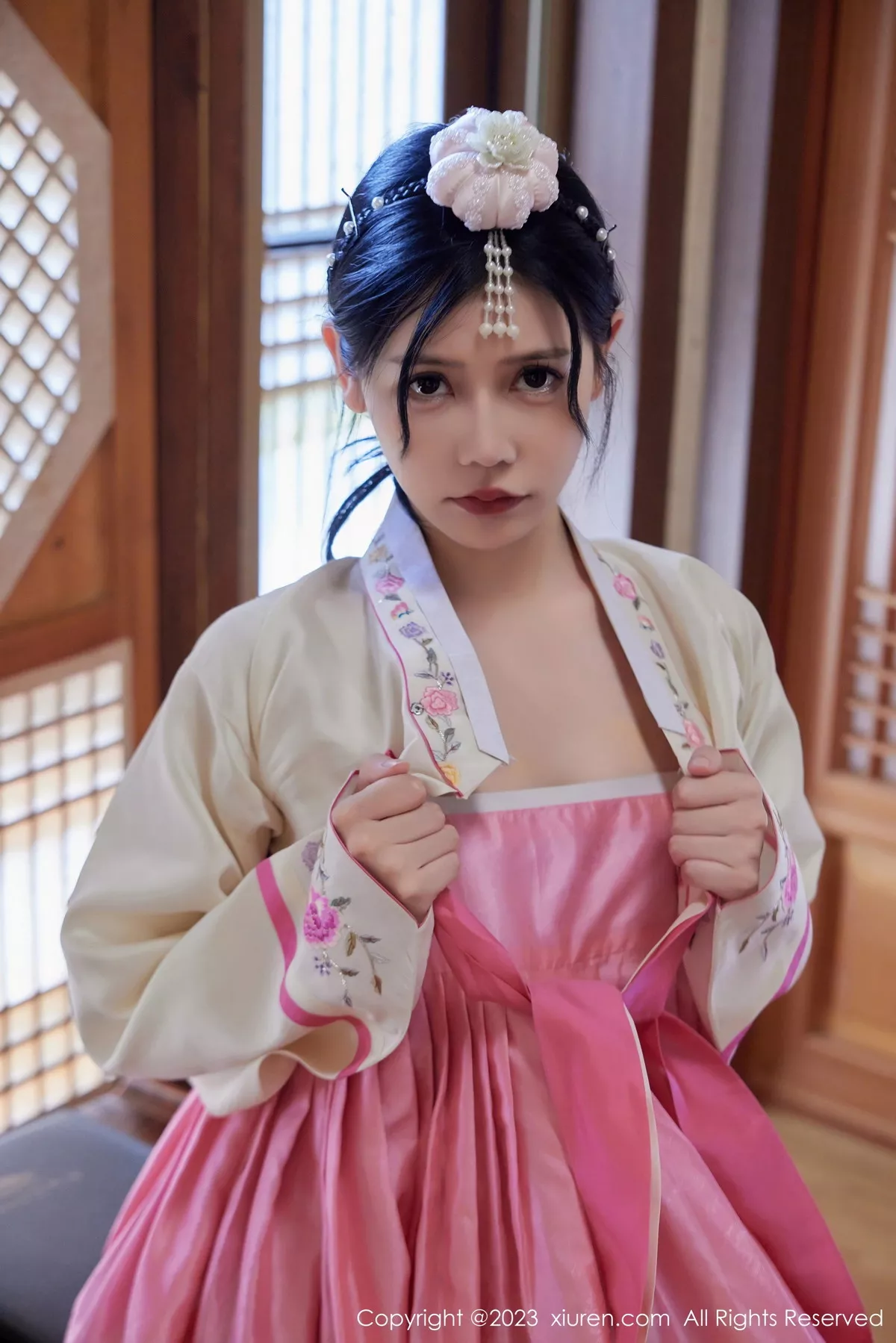 图片[8]-[XiuRen秀人网]第7564期尹甜甜写真-秀人集