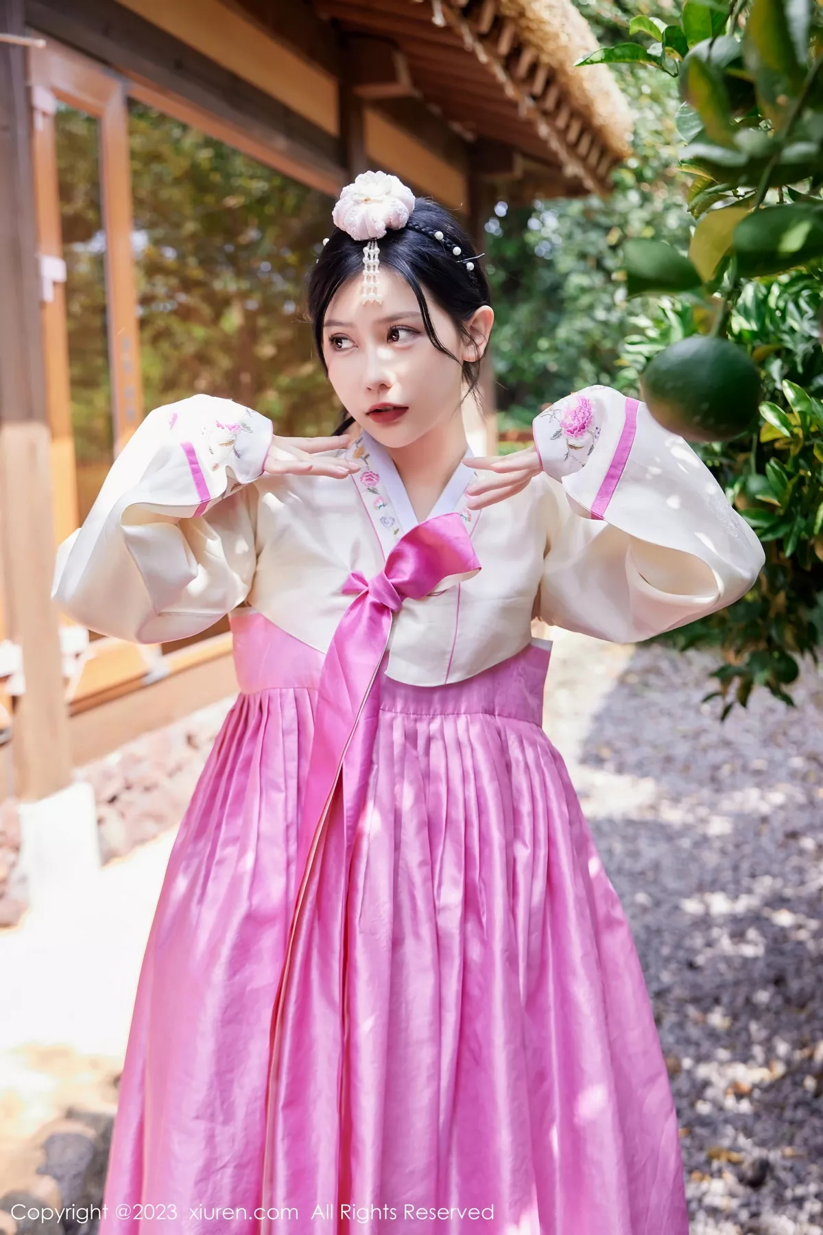 图片[4]-[XiuRen秀人网]第7564期尹甜甜写真-秀人集