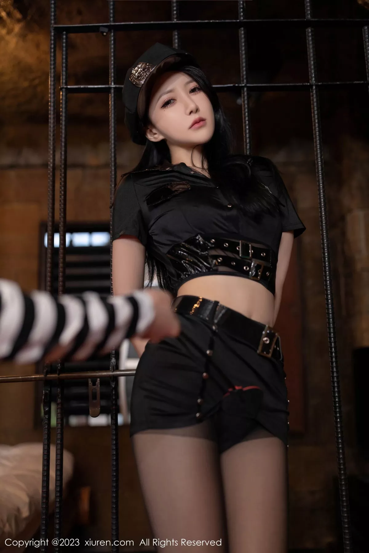 图片[28]-[XiuRen秀人网]第7576期鱼子酱写真-秀人集