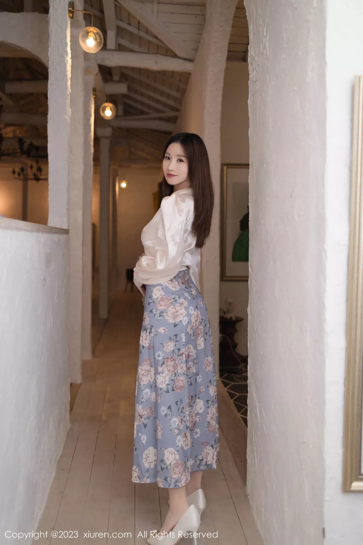 图片[2]-[XiuRen秀人网]第7770期杏子写真-秀人集