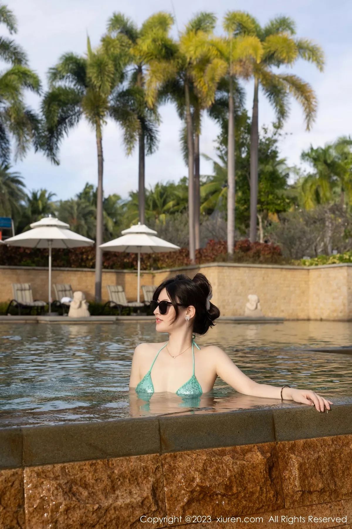 图片[3]-[XiuRen秀人网]第7773期诗诗写真-秀人集