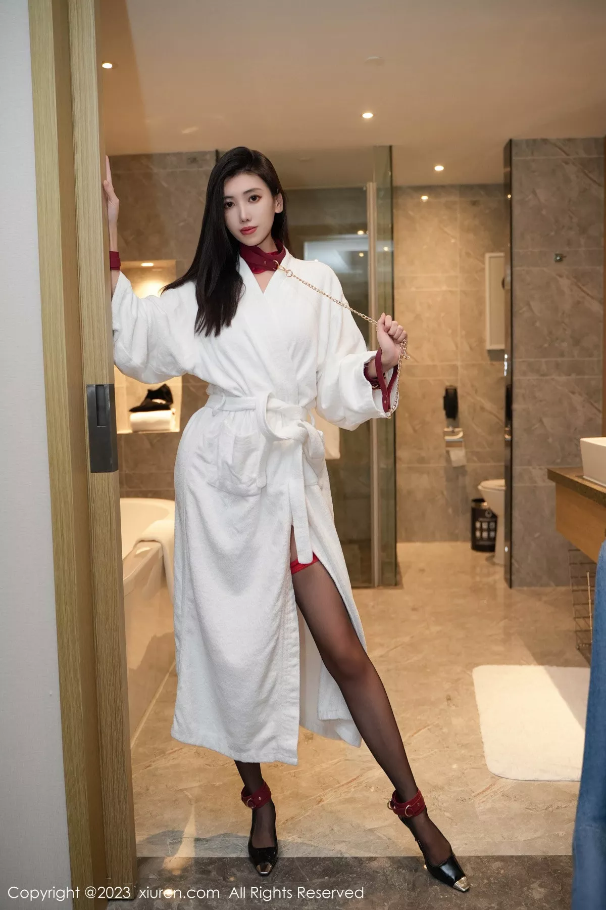 图片[17]-[XiuRen秀人网]第7783期章芃芃写真-秀人集