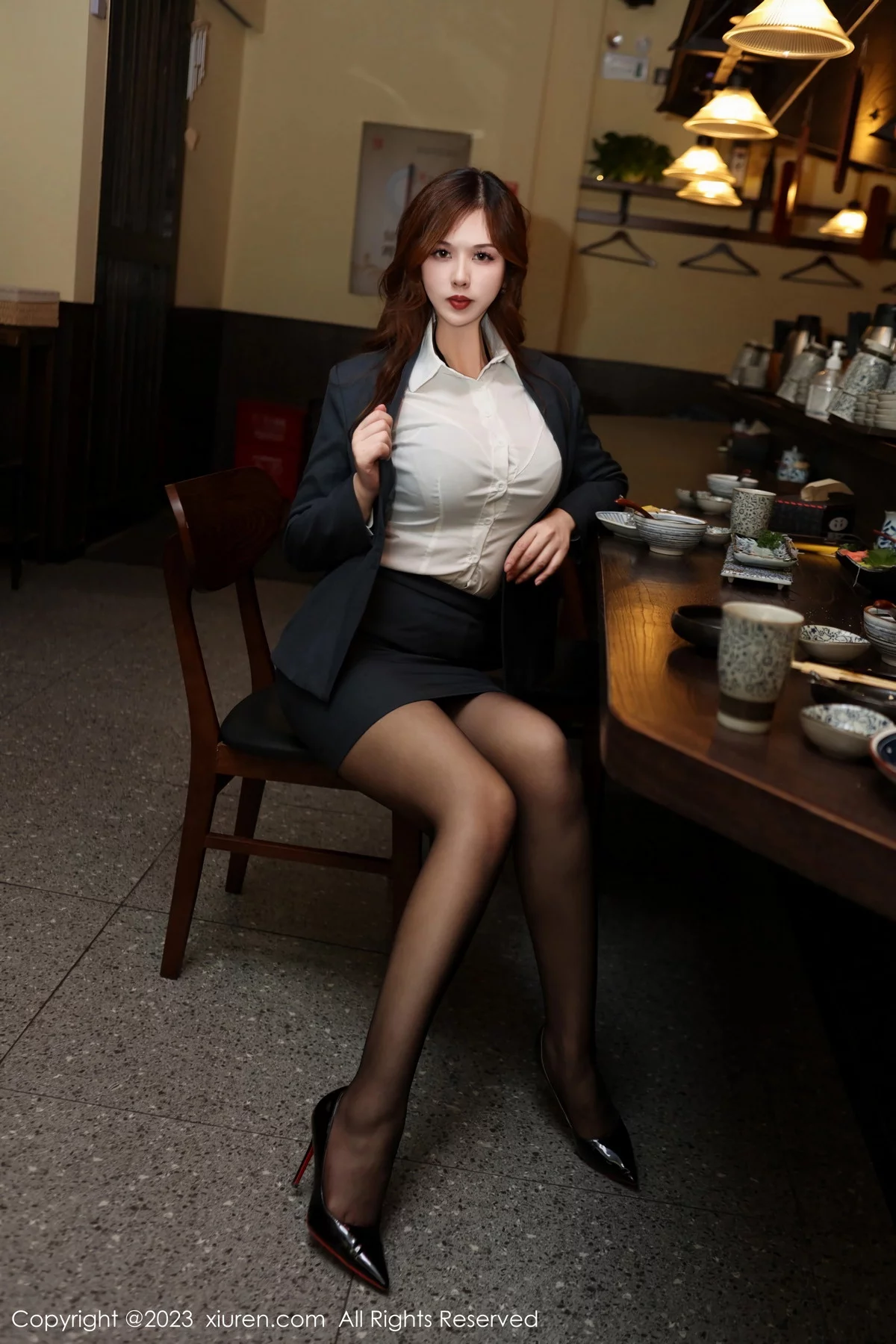 图片[2]-[XiuRen秀人网]第7801期月野兔美妞写真-秀人集