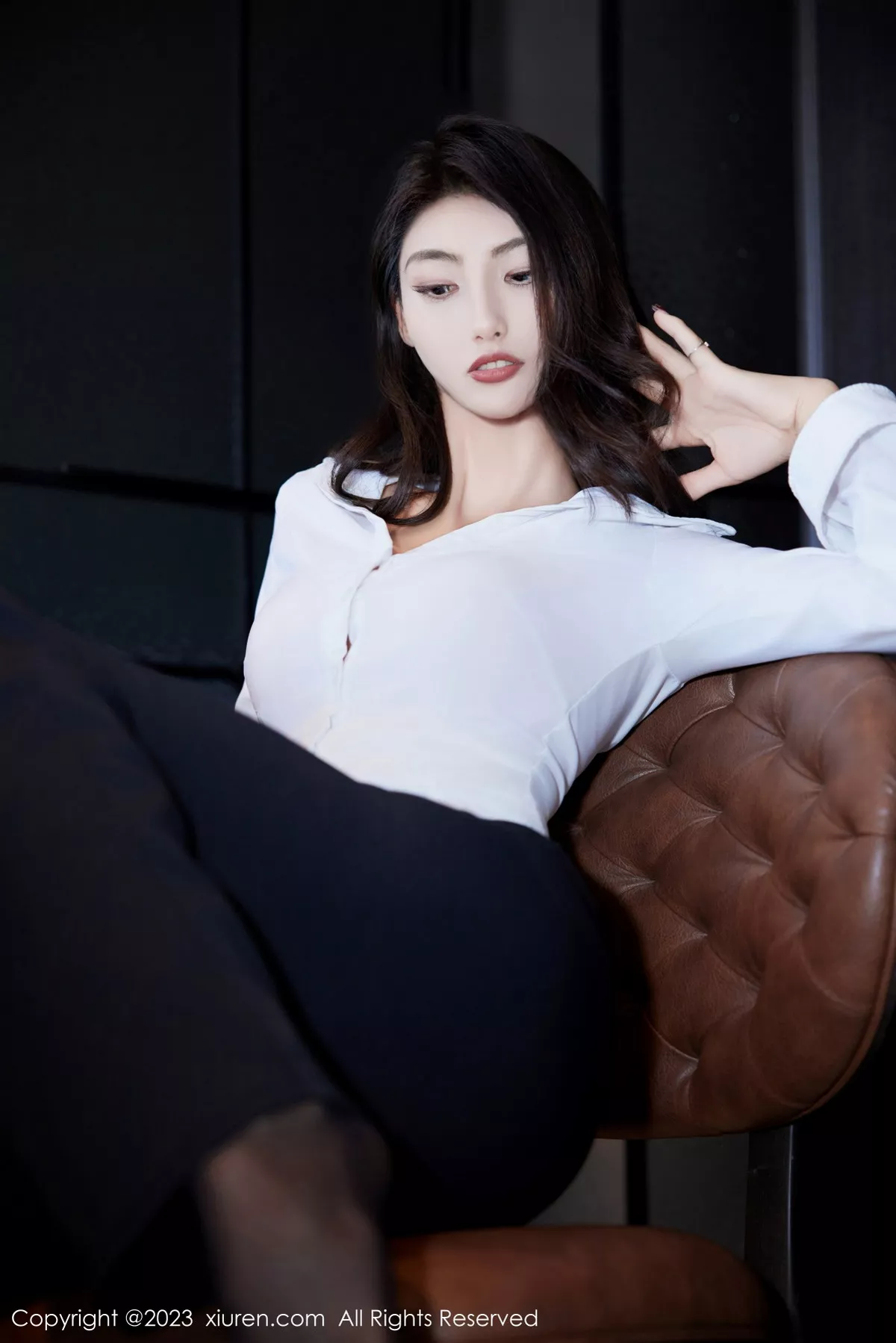 [XiuRen秀人网]第7692期Lingyu69写真-秀人集