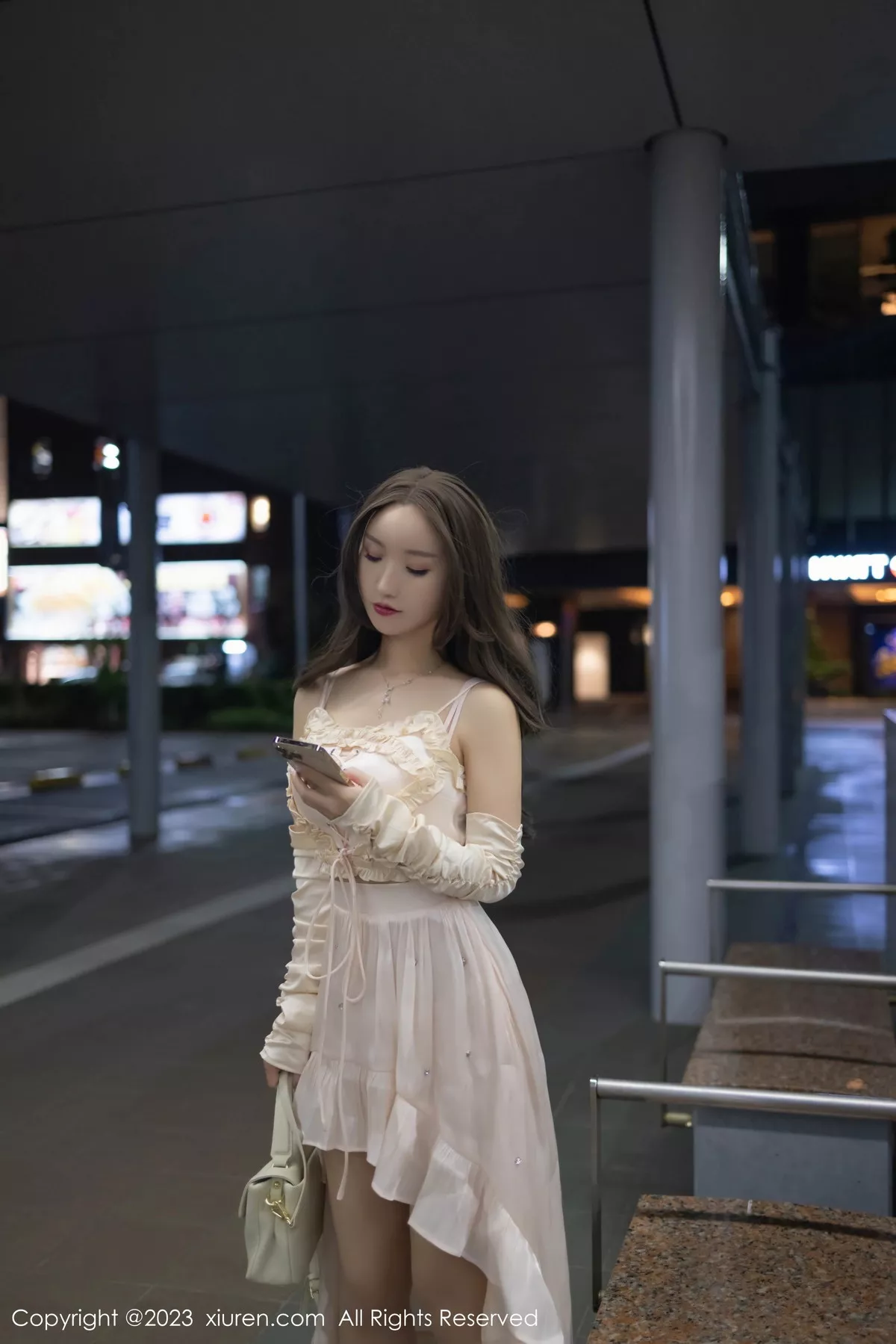 图片[2]-[XiuRen秀人网]第7702期杏子写真-秀人集