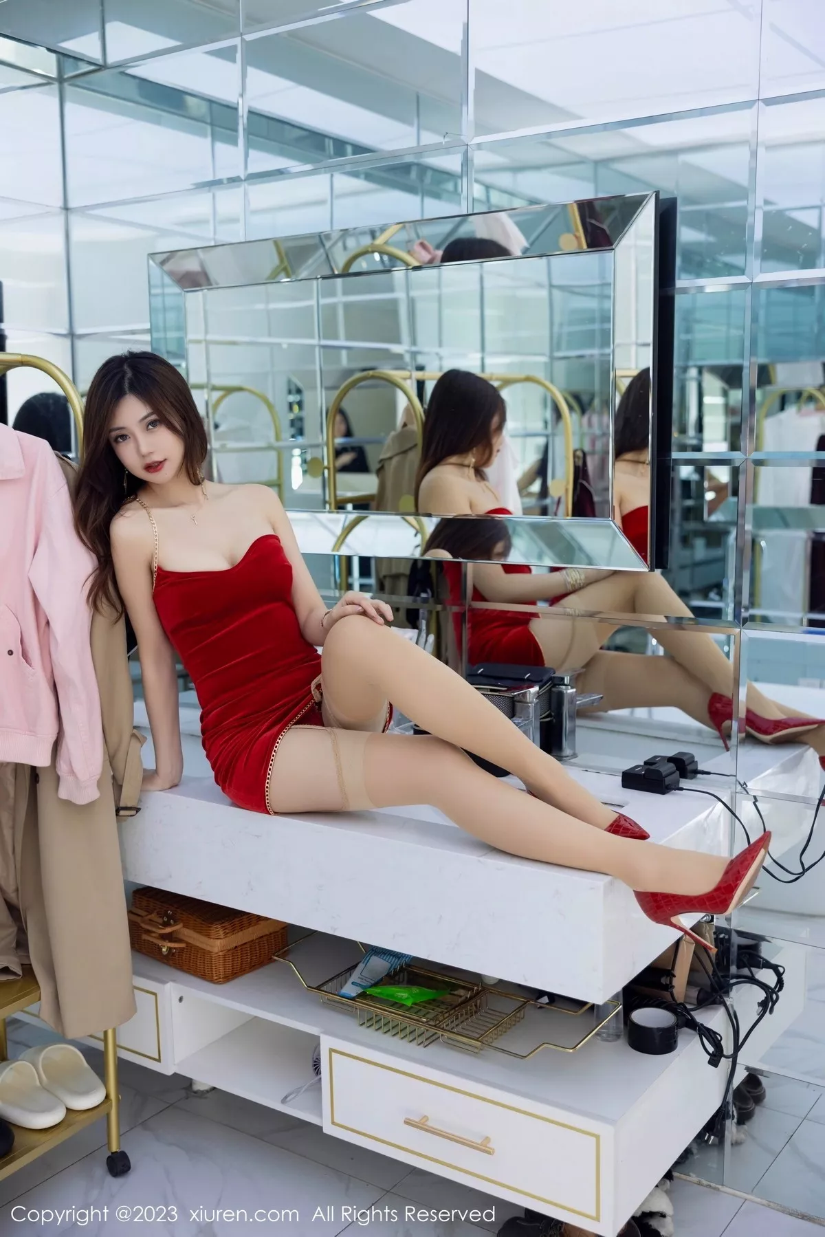 图片[18]-[XiuRen秀人网]第7715期绮里嘉写真-秀人集