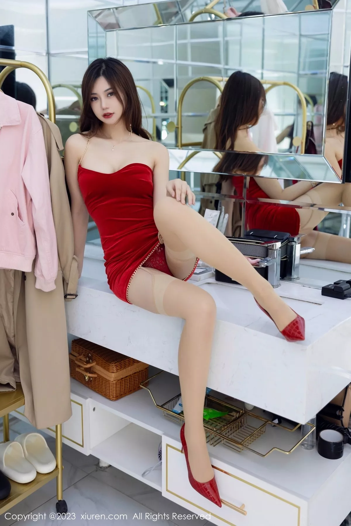 图片[17]-[XiuRen秀人网]第7715期绮里嘉写真-秀人集