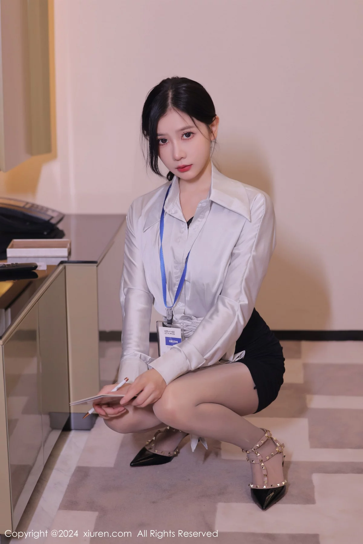 图片[2]-[XiuRen秀人网]第7926期尹甜甜写真-秀人集