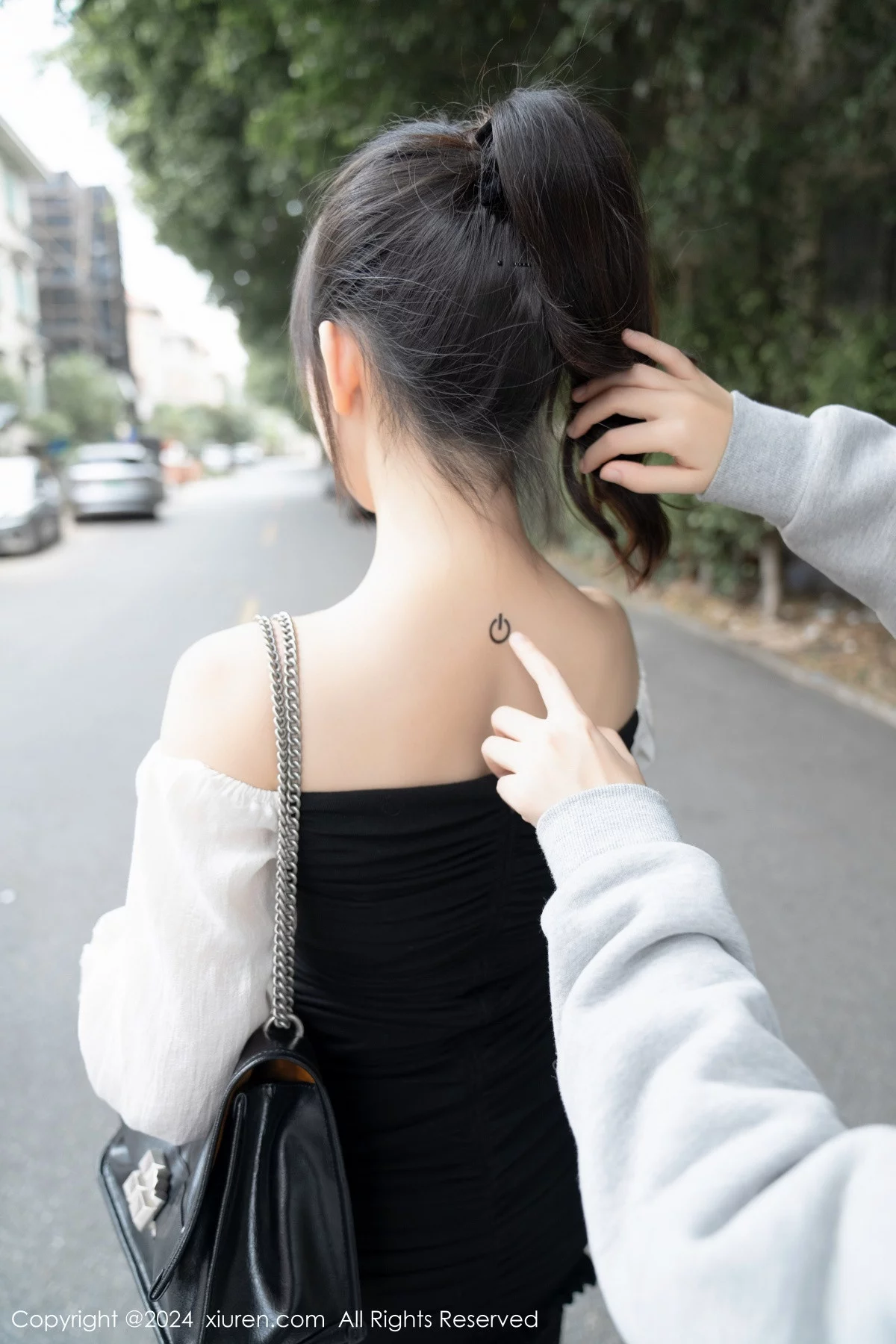 图片[18]-[XiuRen秀人网]第7930期波巧酱写真-秀人集