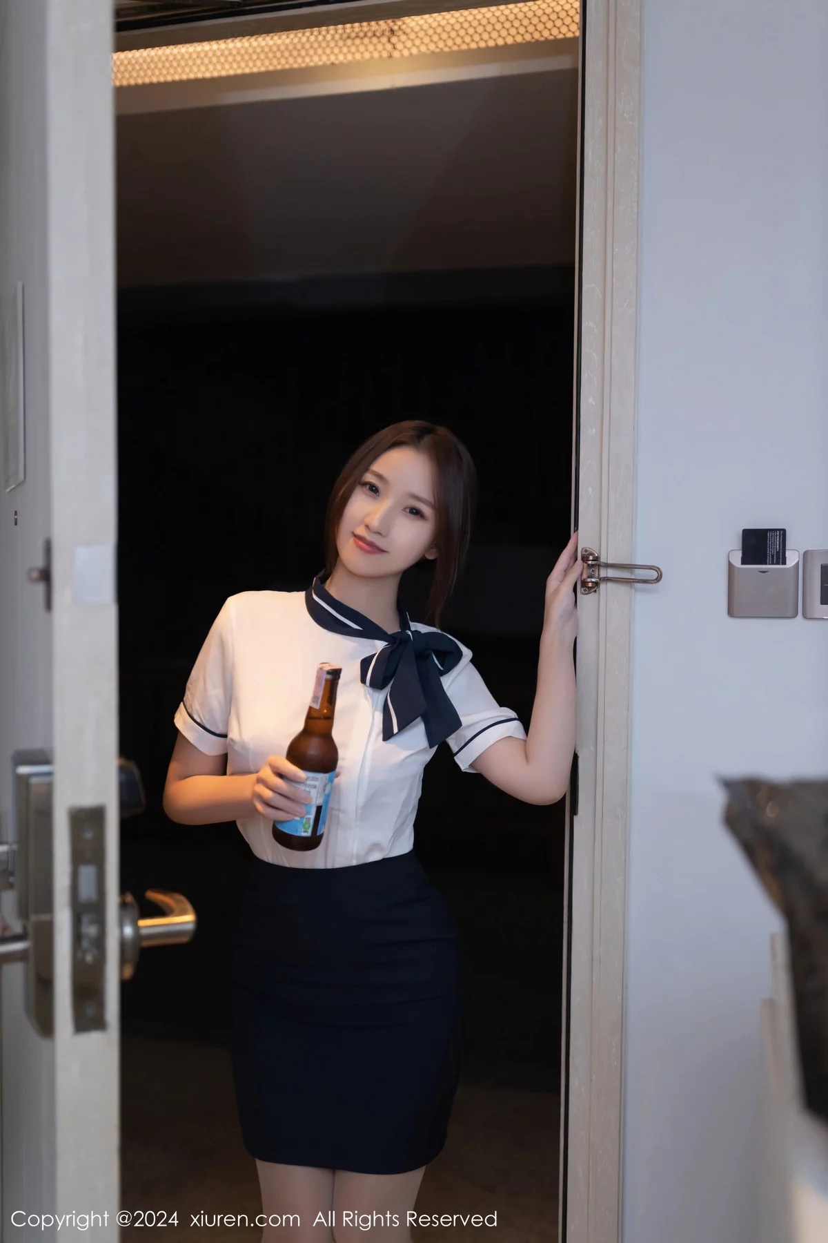 图片[2]-[XiuRen秀人网]第7938期杏子写真-秀人集