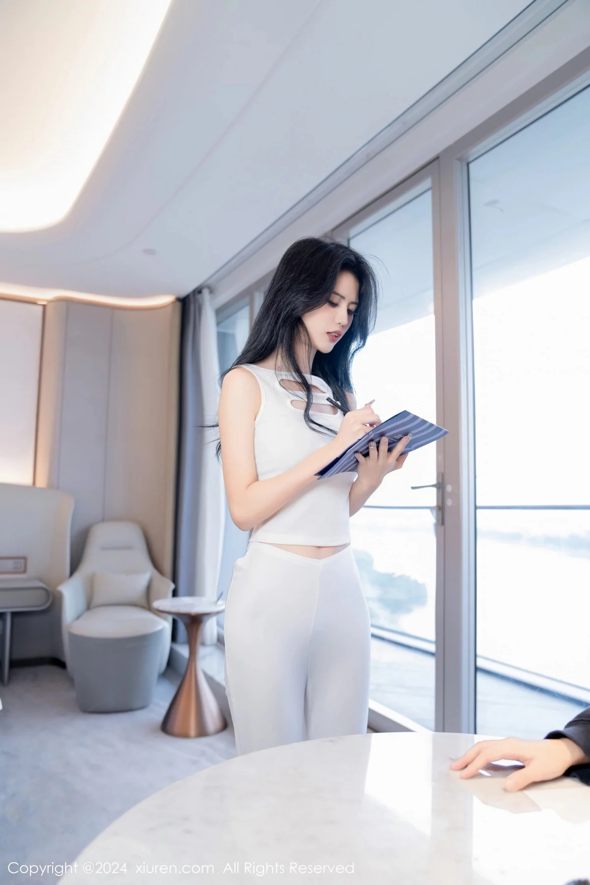 [XiuRen秀人网]第7937期浅浅写真-秀人集