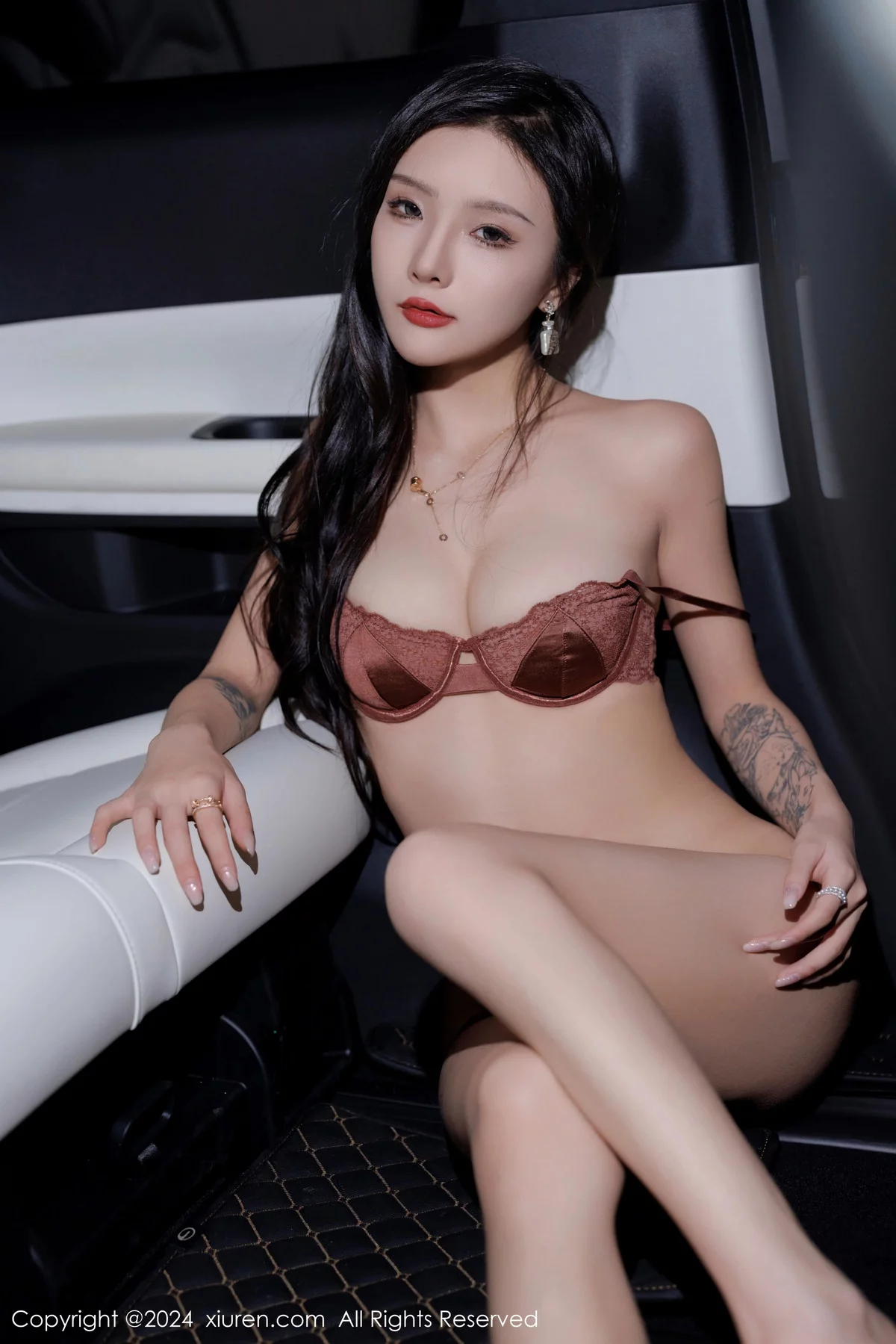 图片[39]-[XiuRen秀人网]第7942期七七写真-秀人集