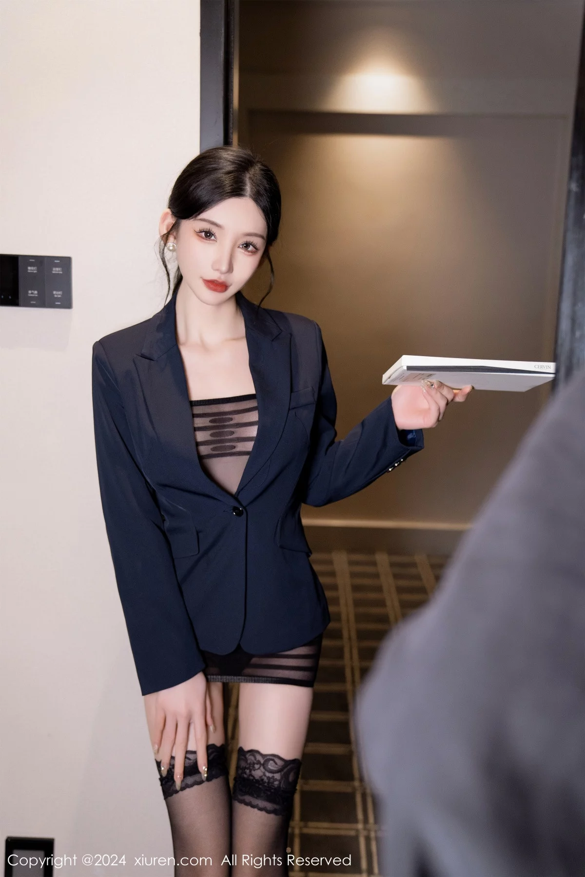 图片[32]-[XiuRen秀人网]第7956期周于希写真-秀人集