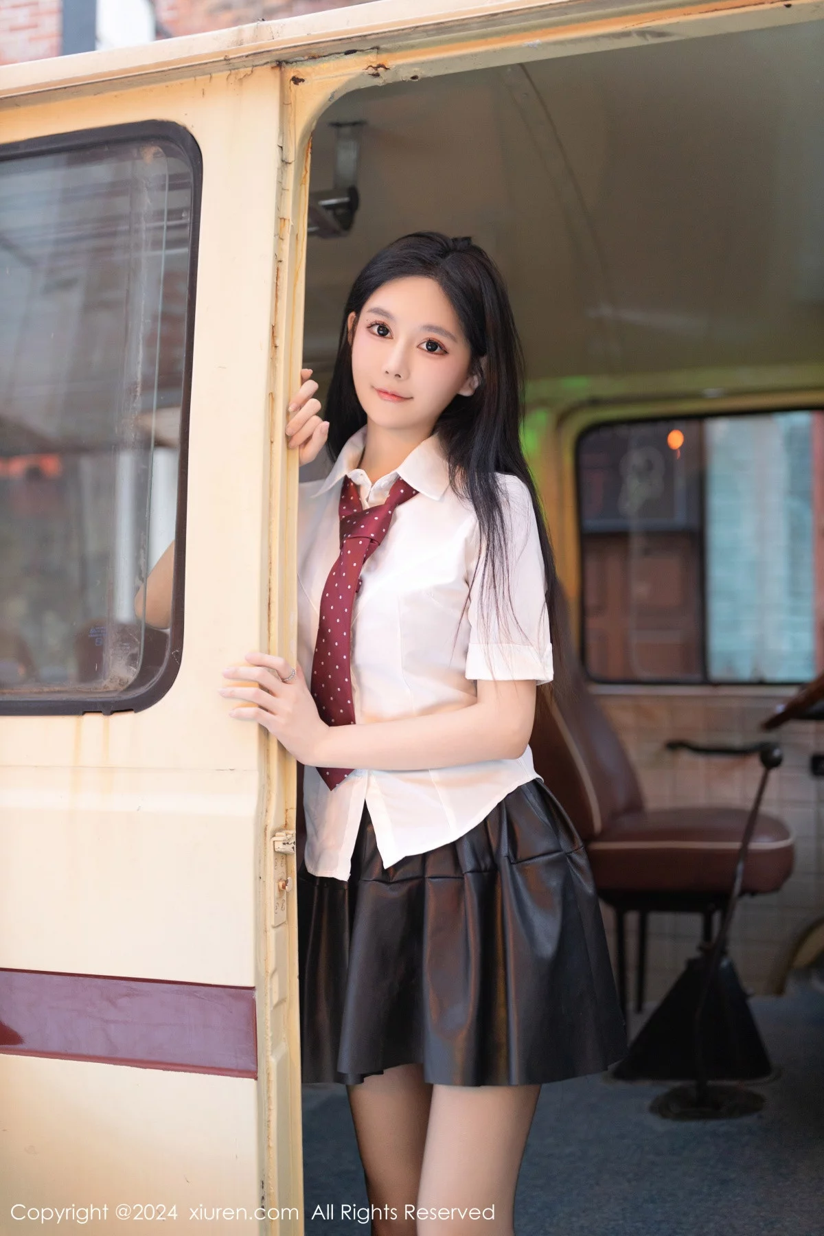 图片[5]-[XiuRen秀人网]第7957期幼幼写真-秀人集