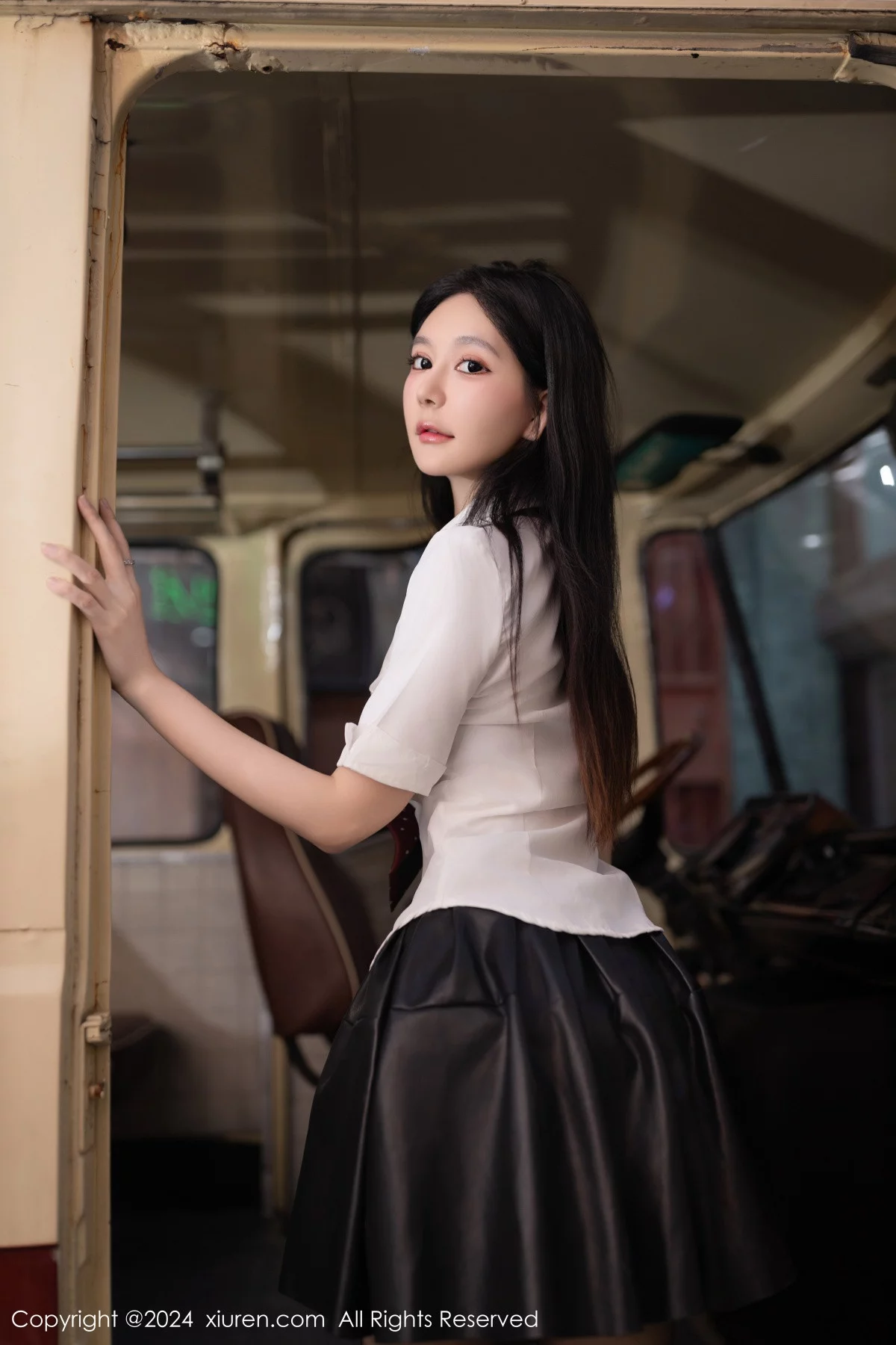 图片[3]-[XiuRen秀人网]第7957期幼幼写真-秀人集