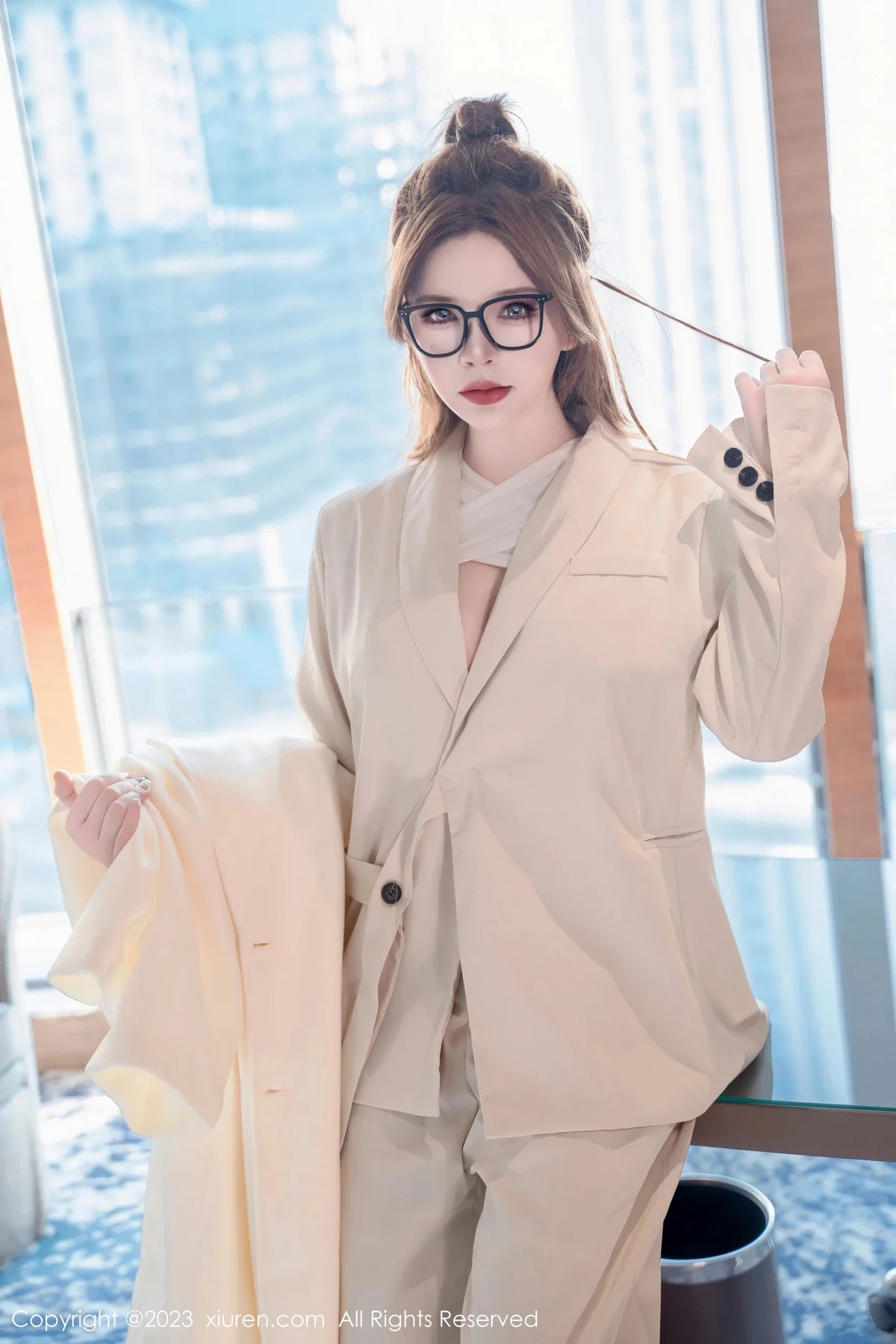 图片[12]-[XiuRen秀人网]第7865期伊丽莎有点白写真-秀人集