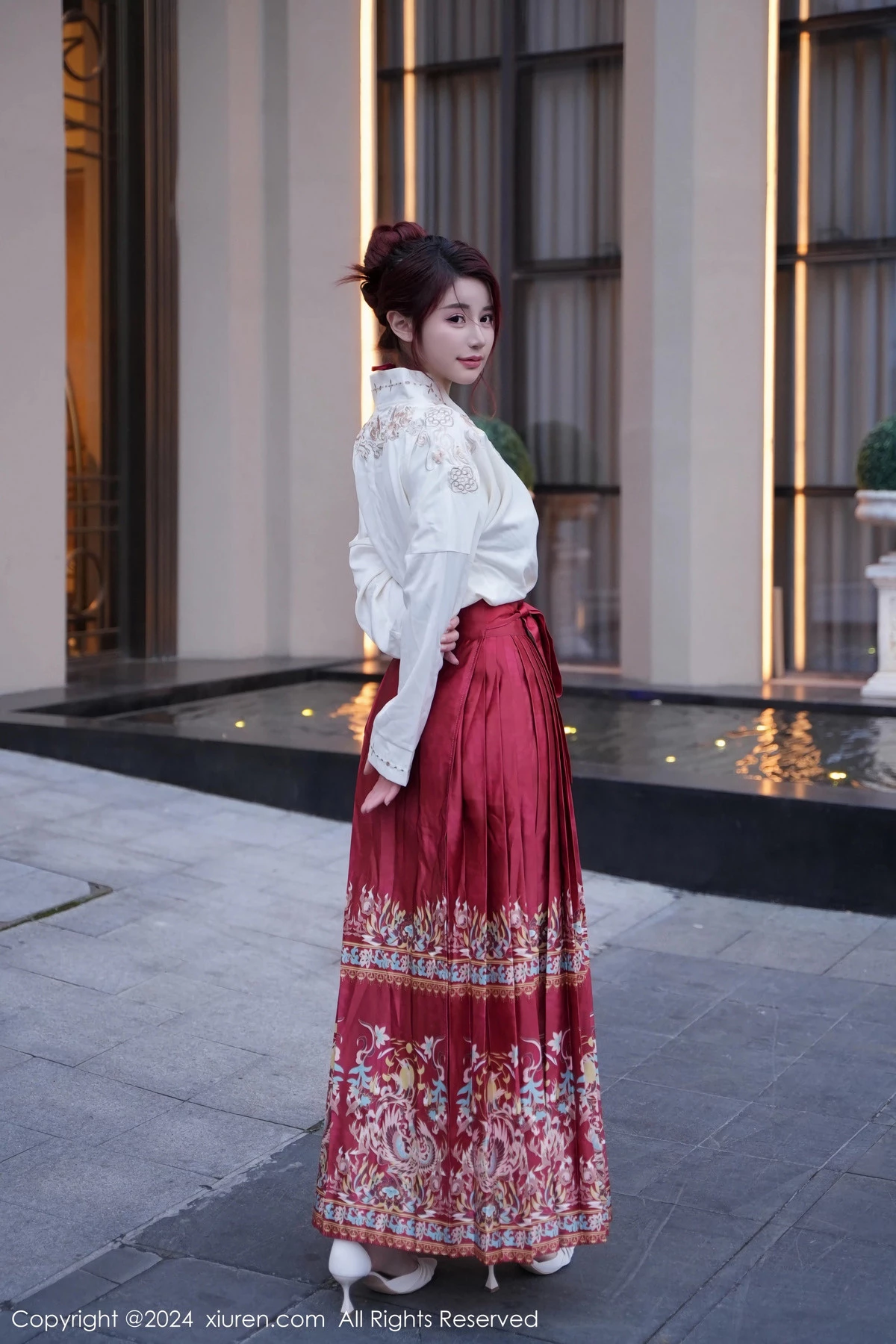 图片[12]-[XiuRen秀人网]第7985期美七写真-秀人集