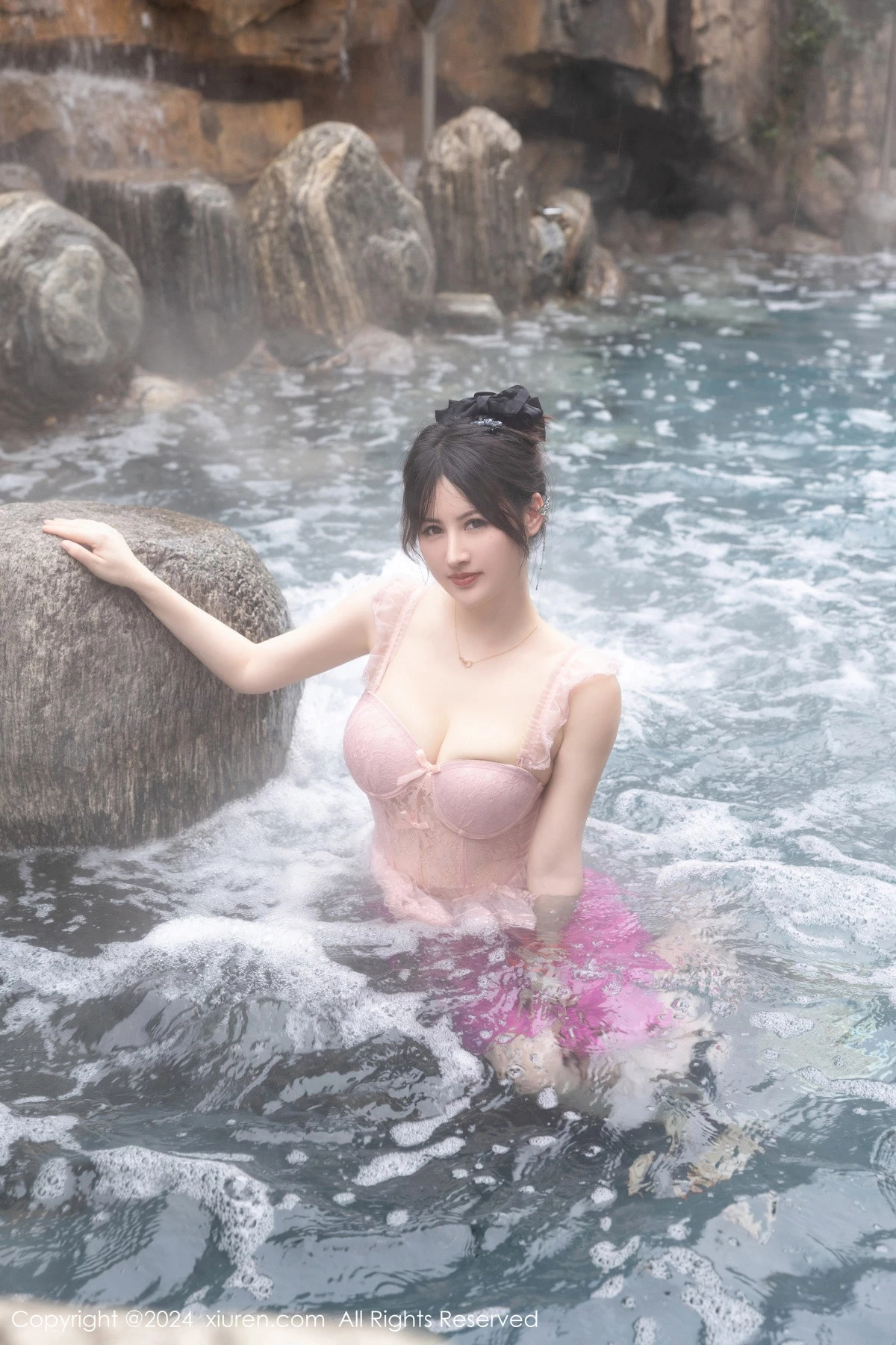 图片[2]-[XiuRen秀人网]第8039期诗诗写真-秀人集