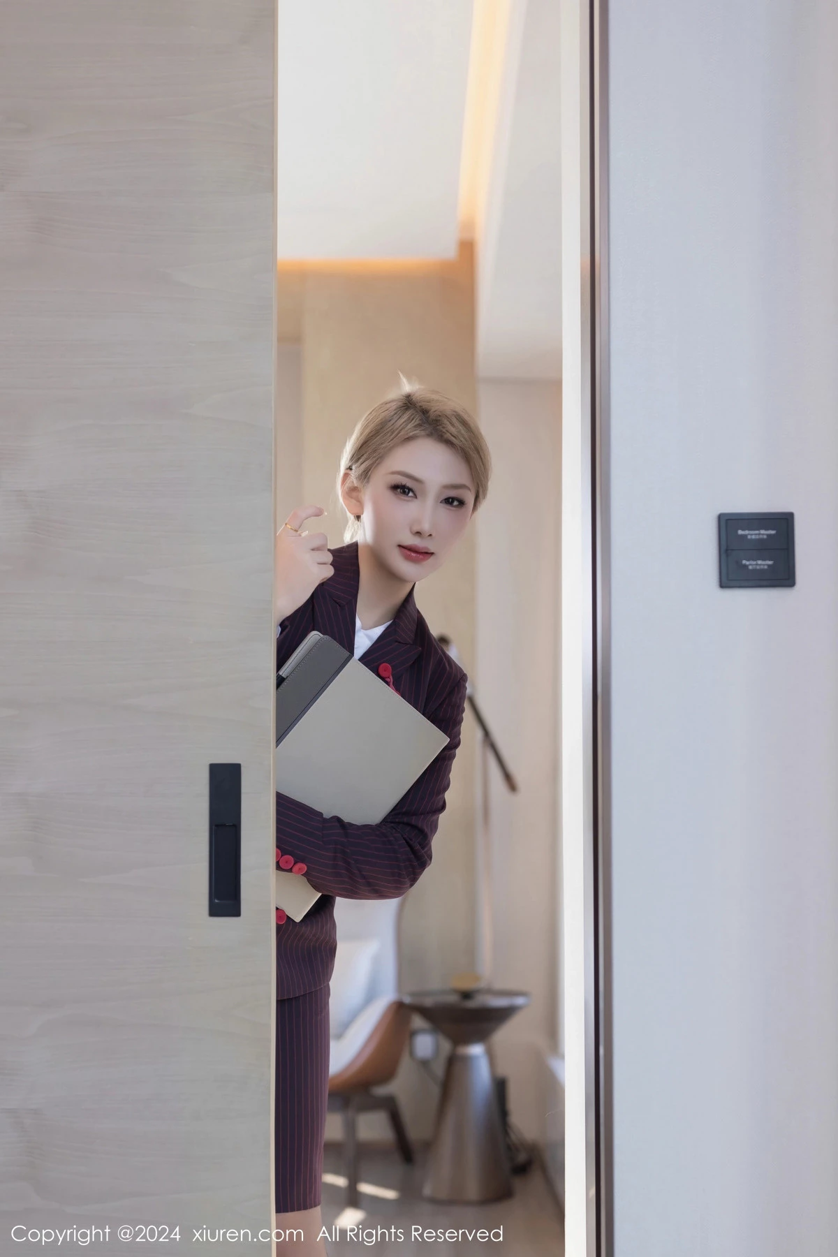 [XiuRen秀人网]第8042期沈青黛写真-秀人集