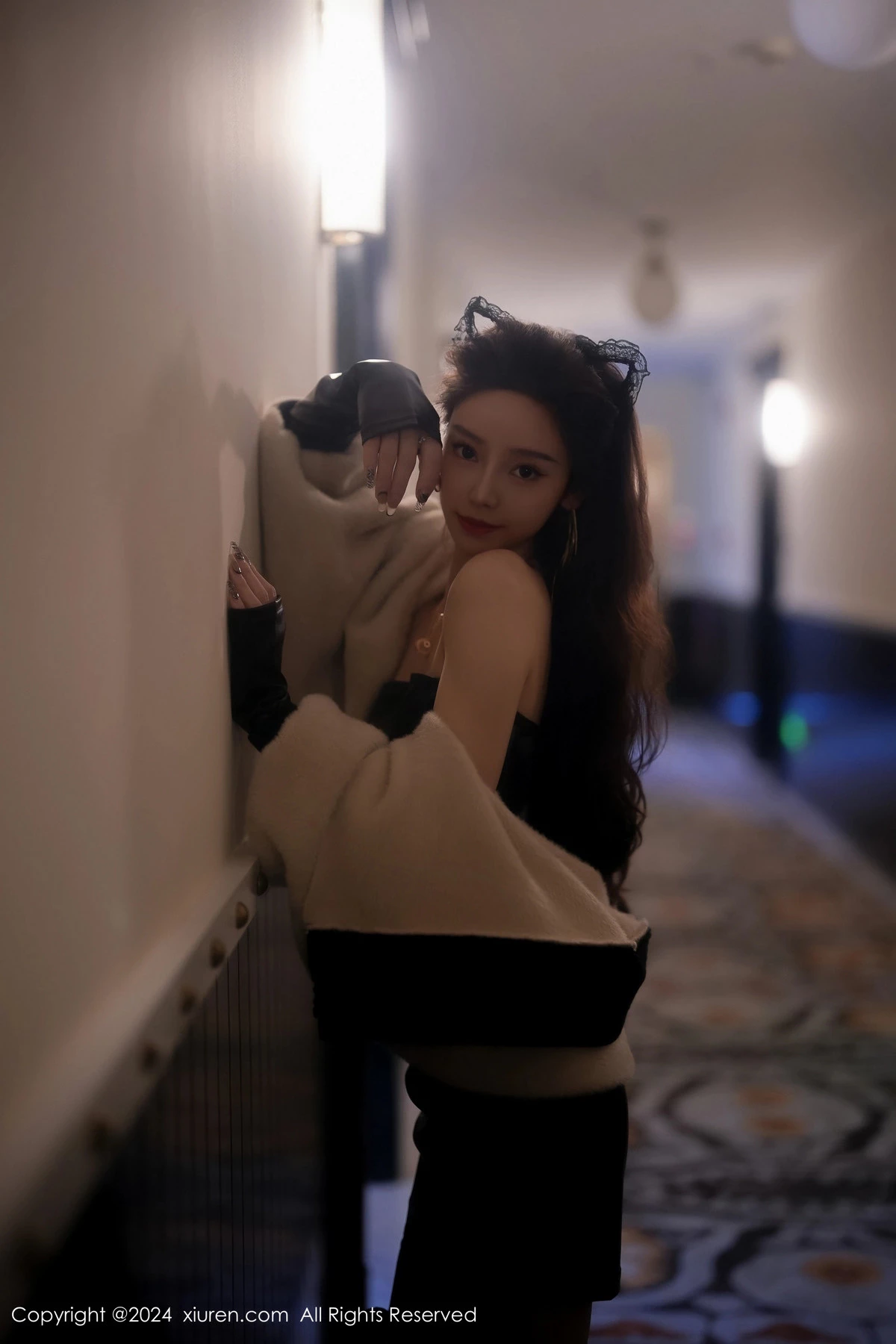 图片[12]-[XiuRen秀人网]第8049期苏曼兮写真-秀人集