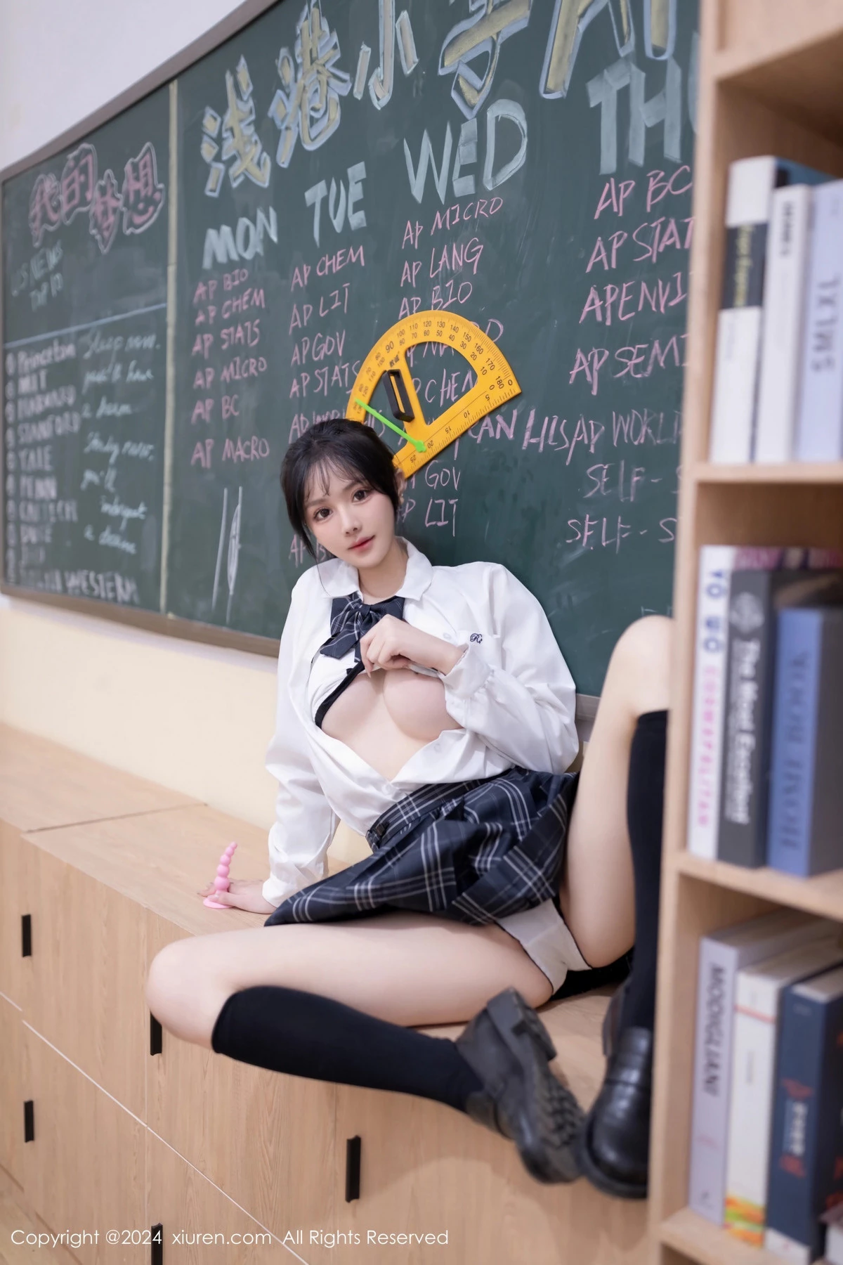 图片[7]-[XiuRen秀人网]第8058期幼幼写真-秀人集