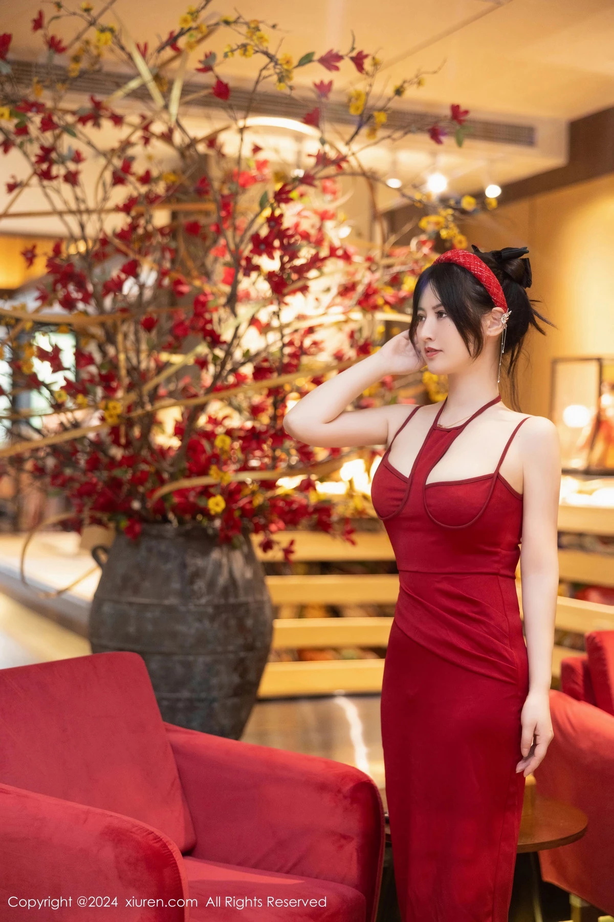 图片[2]-[XiuRen秀人网]第8078期诗诗写真-秀人集