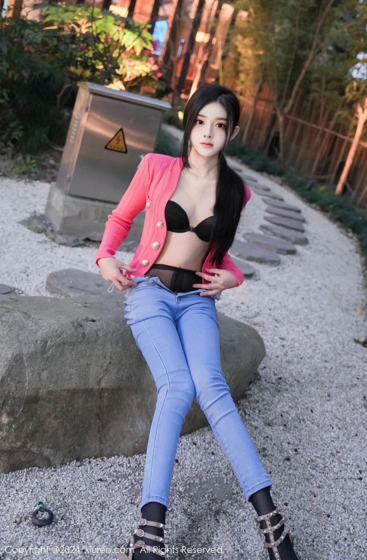 图片[22]-[XiuRen秀人网]第8091期龙雪儿写真-秀人集