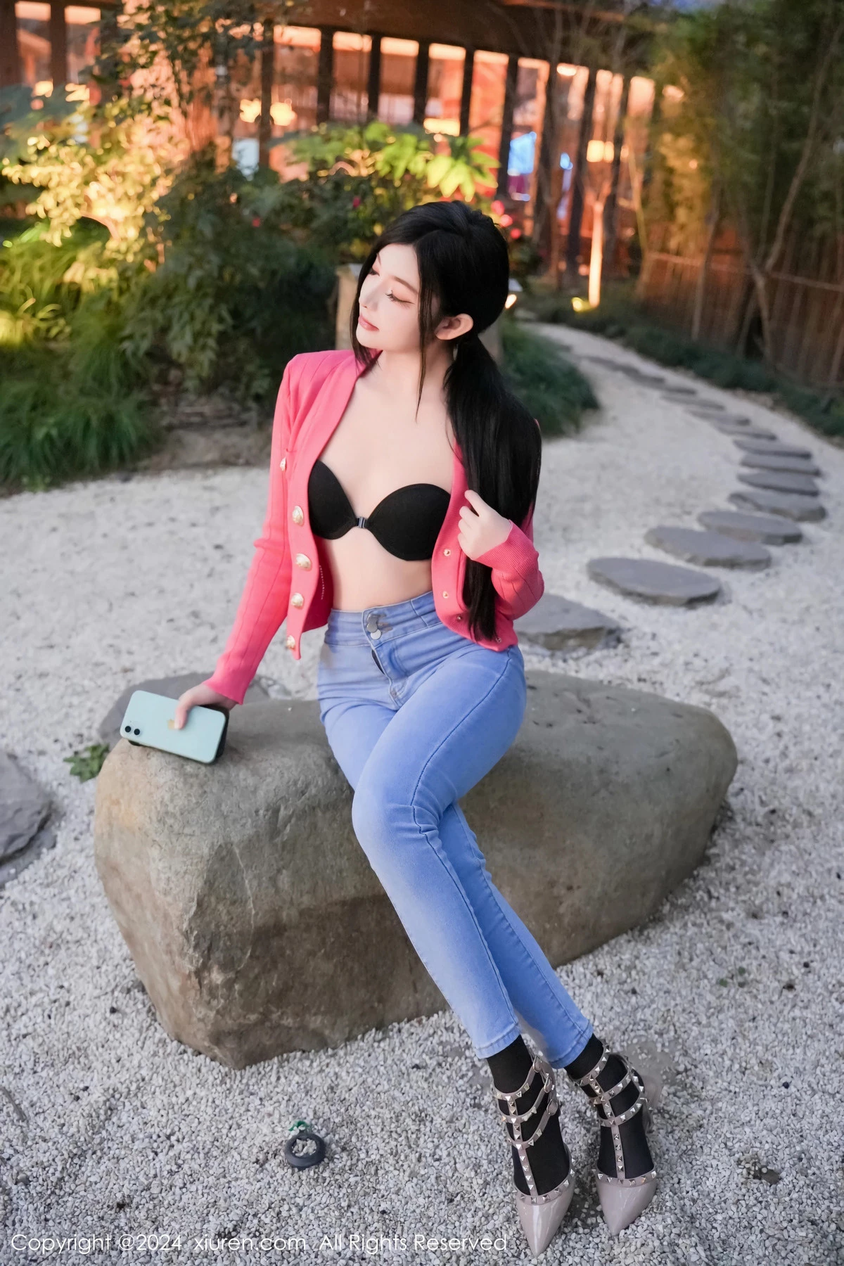 图片[37]-[XiuRen秀人网]第8091期龙雪儿写真-秀人集