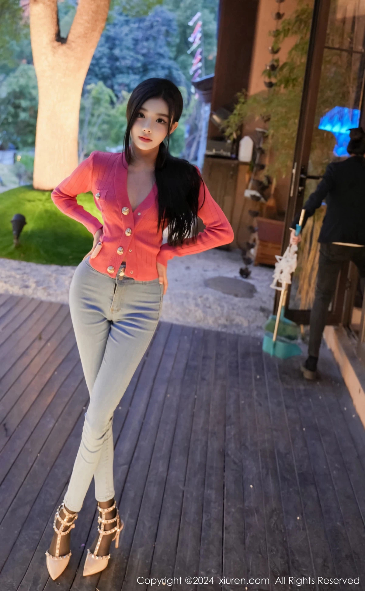 图片[20]-[XiuRen秀人网]第8091期龙雪儿写真-秀人集