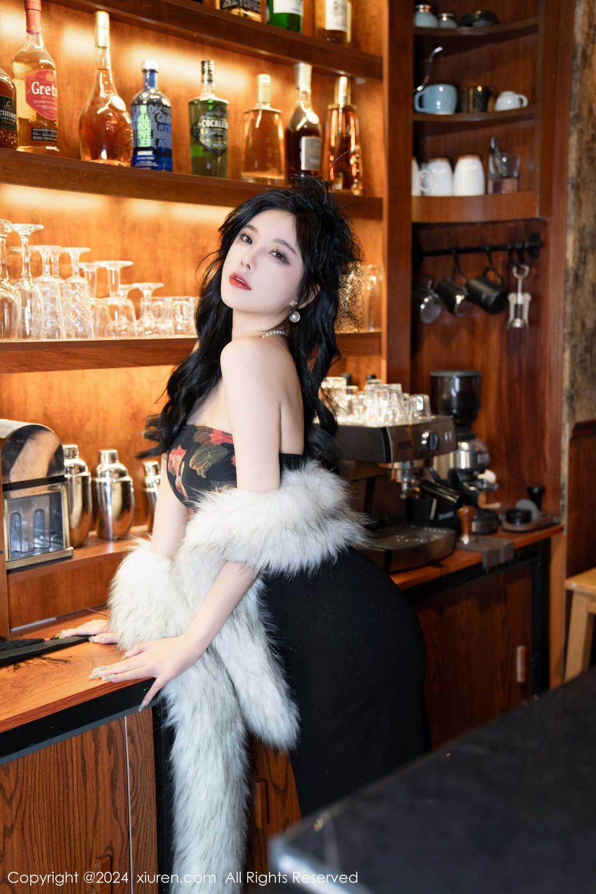 图片[6]-[XiuRen秀人网]第8169期杨晨晨写真-秀人集