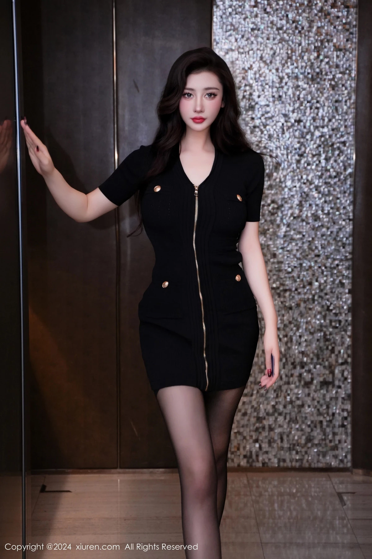 图片[16]-[XiuRen秀人网]第8170期蕾蕾醒了没写真-秀人集