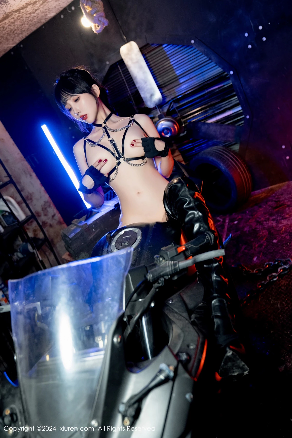 图片[17]-[XiuRen秀人网]第8177期波巧酱写真-秀人集